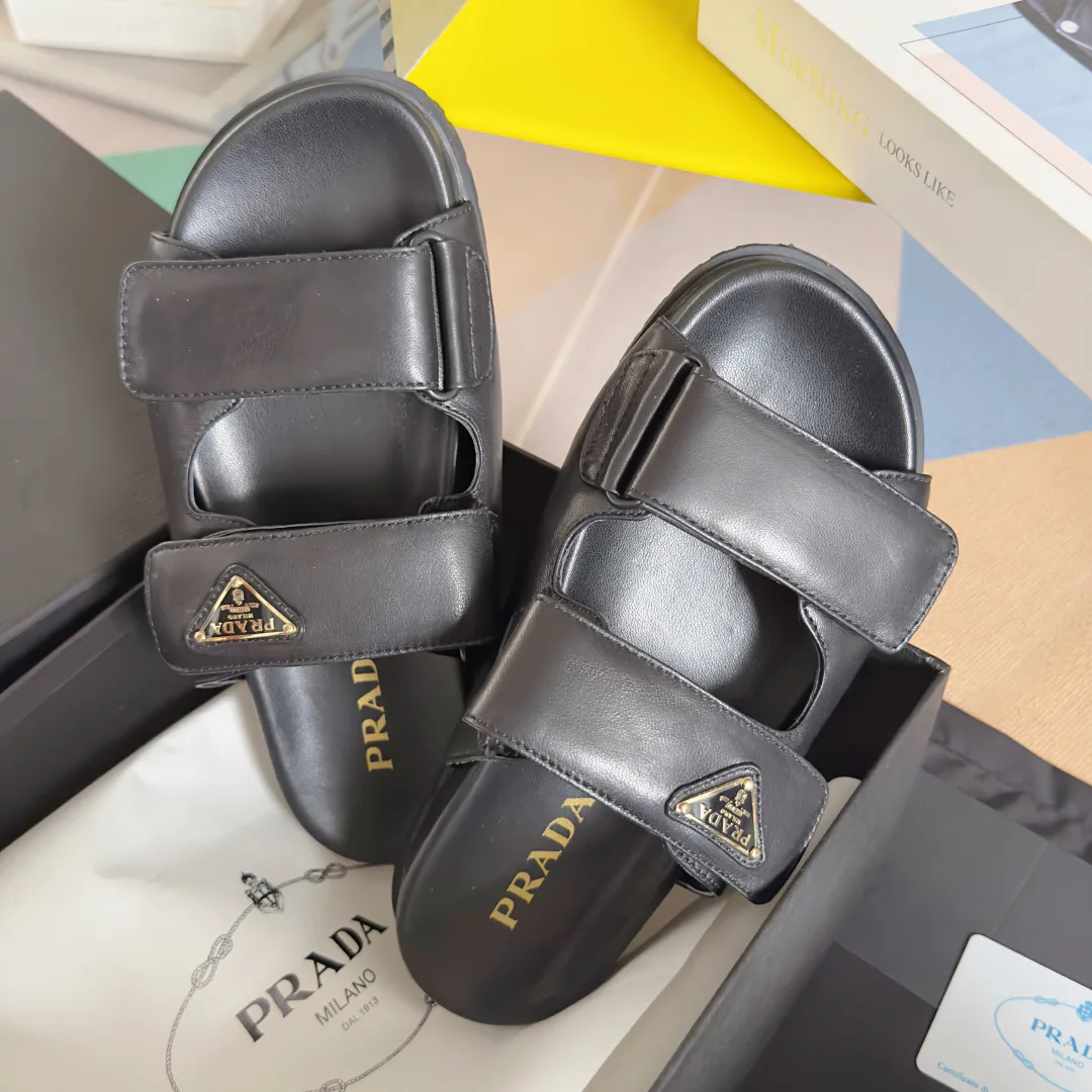 Шлепанцы Женские Prada 26307