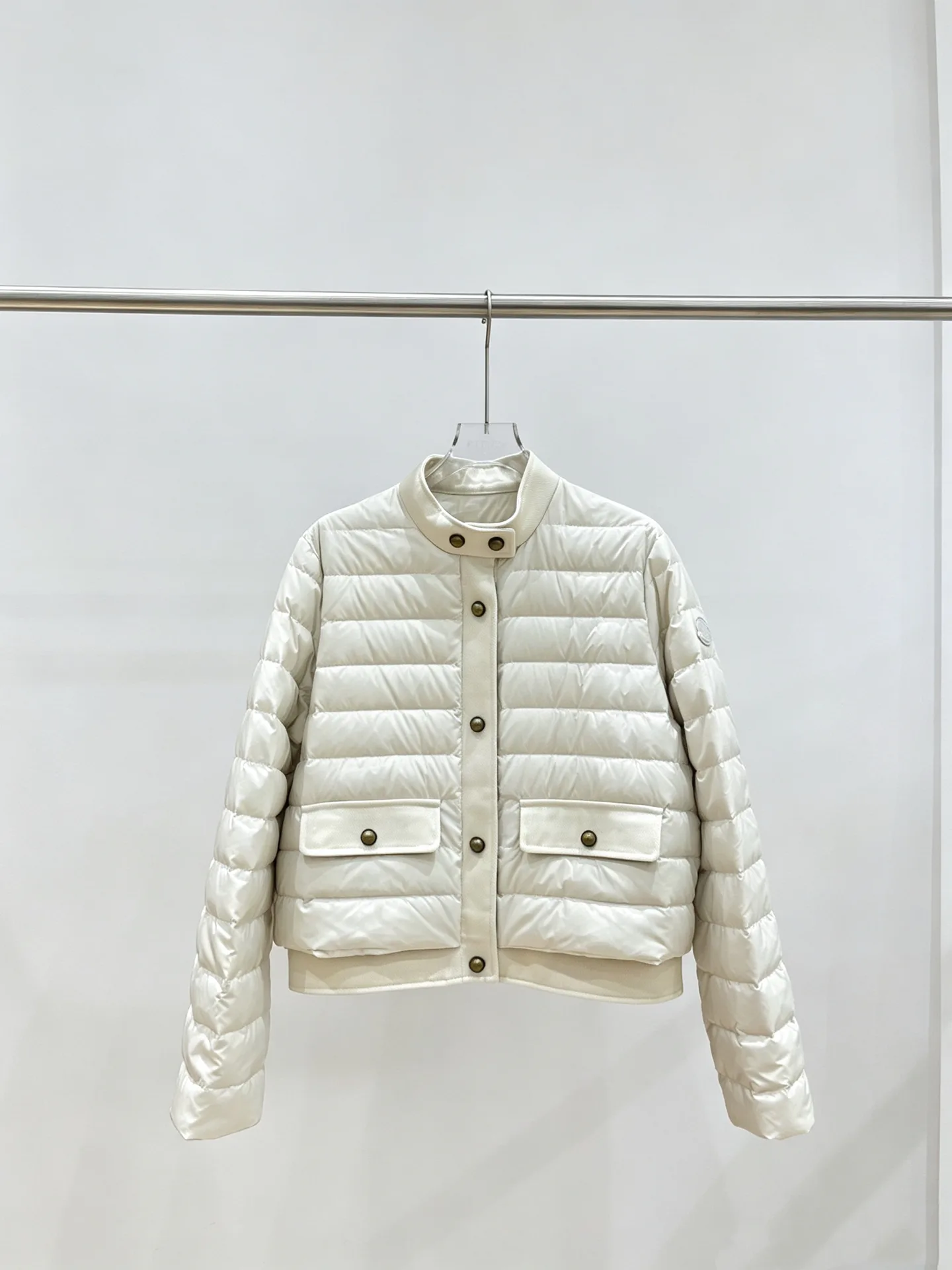 Куртки И Пуховики Женские Moncler 18750339