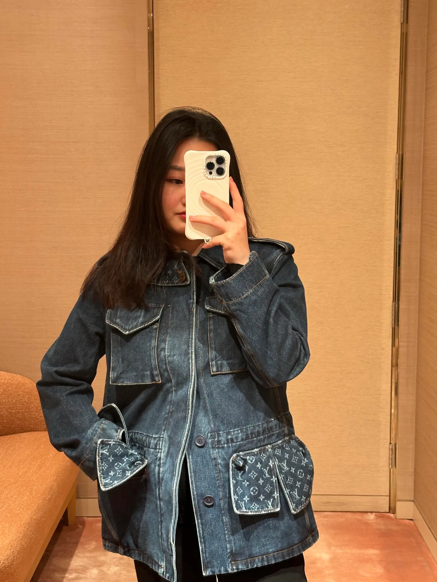 Куртки И Пуховики Женские Louis Vuitton 921167