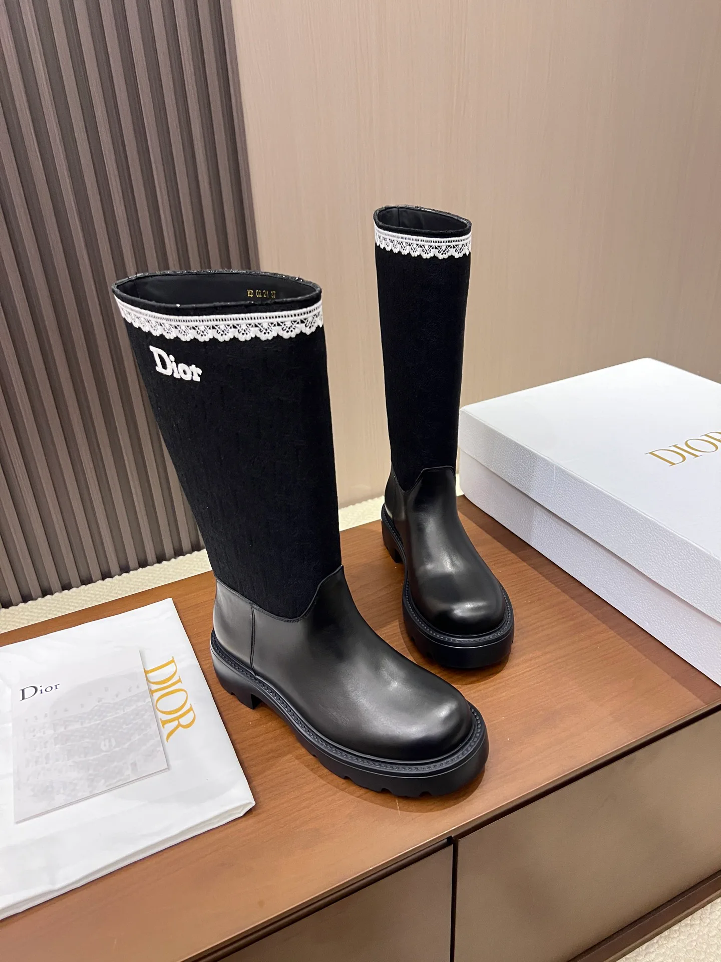 Сапоги Женские Christian Dior 19040896