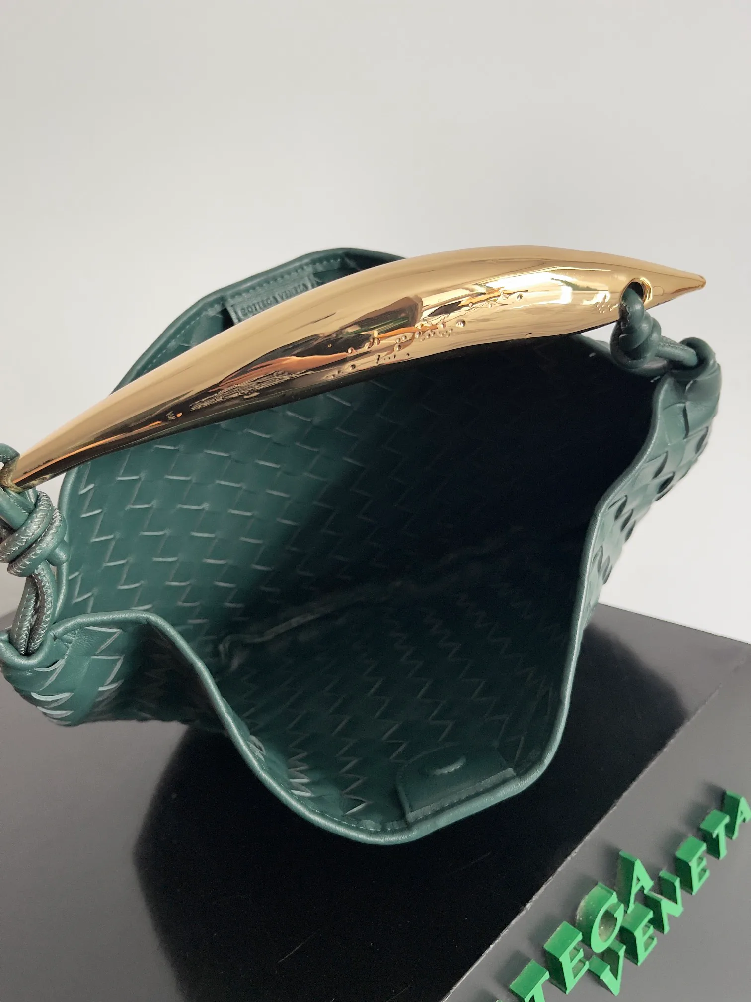 Классические Сумки Женские Bottega Veneta 30223