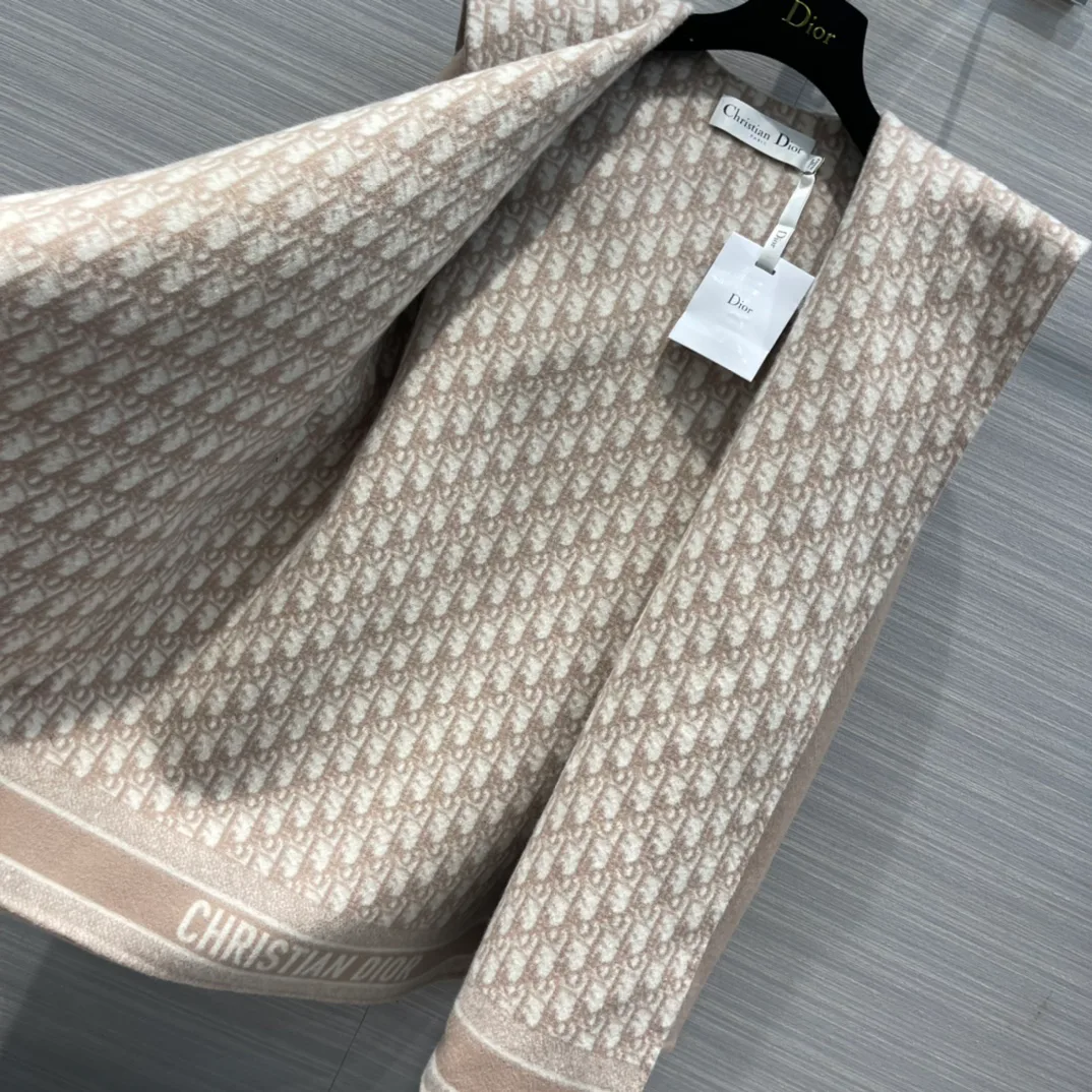 Пальто Женские Louis Vuitton 520800