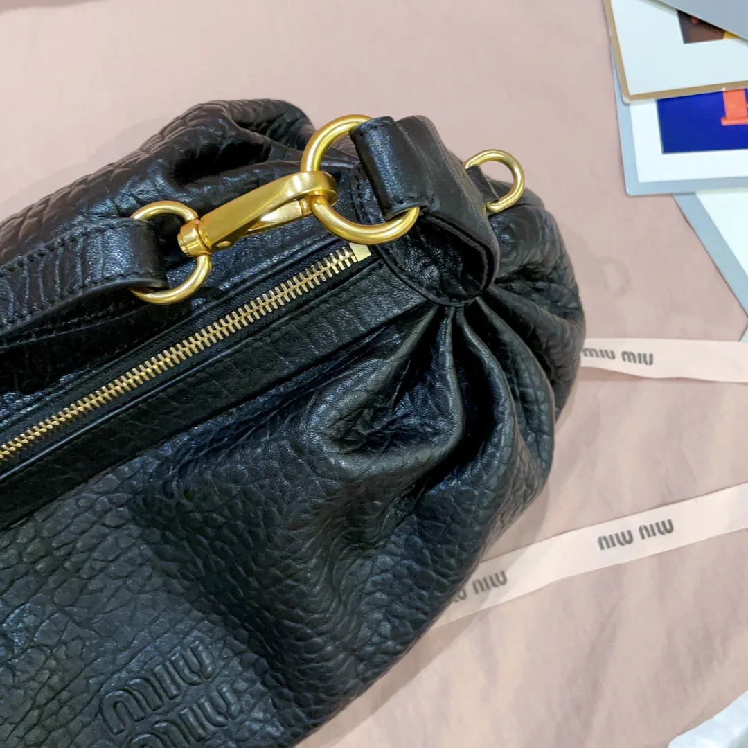 Сумки На Ремне Женские Miu Miu 369580