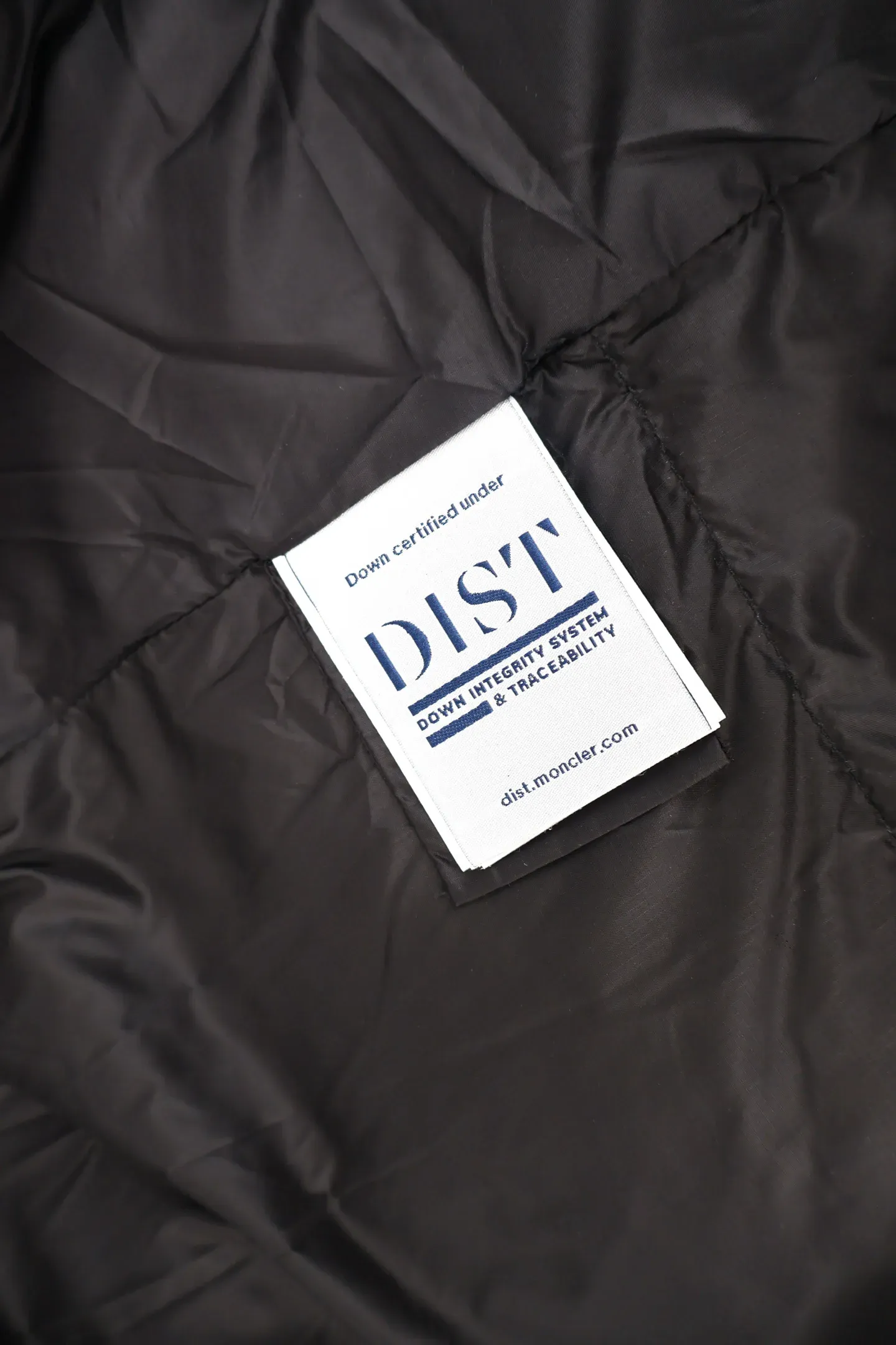 Куртки И Пуховики Мужские Moncler 380415