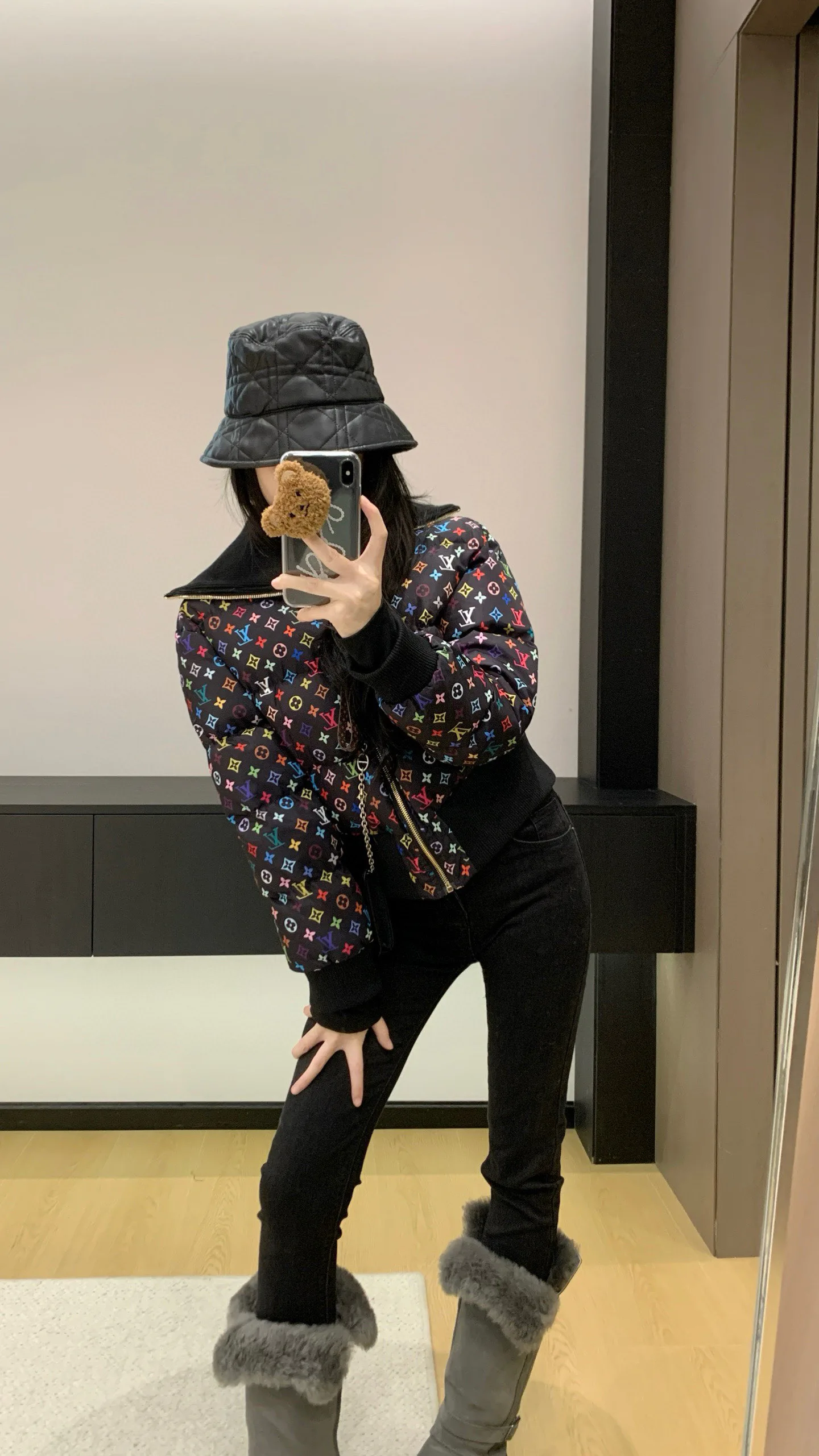 Куртки И Пуховики Женские Louis Vuitton 1315367