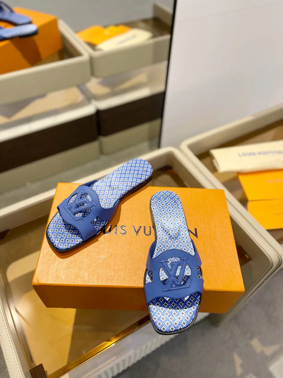 Сандалии Женские Louis Vuitton 9623567