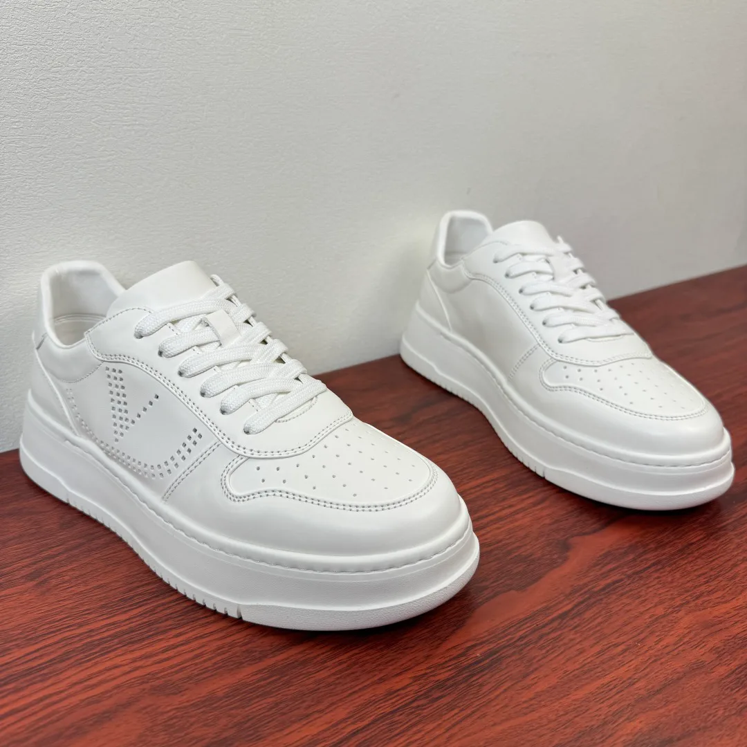 Кроссовки Мужские Valentino 13435982