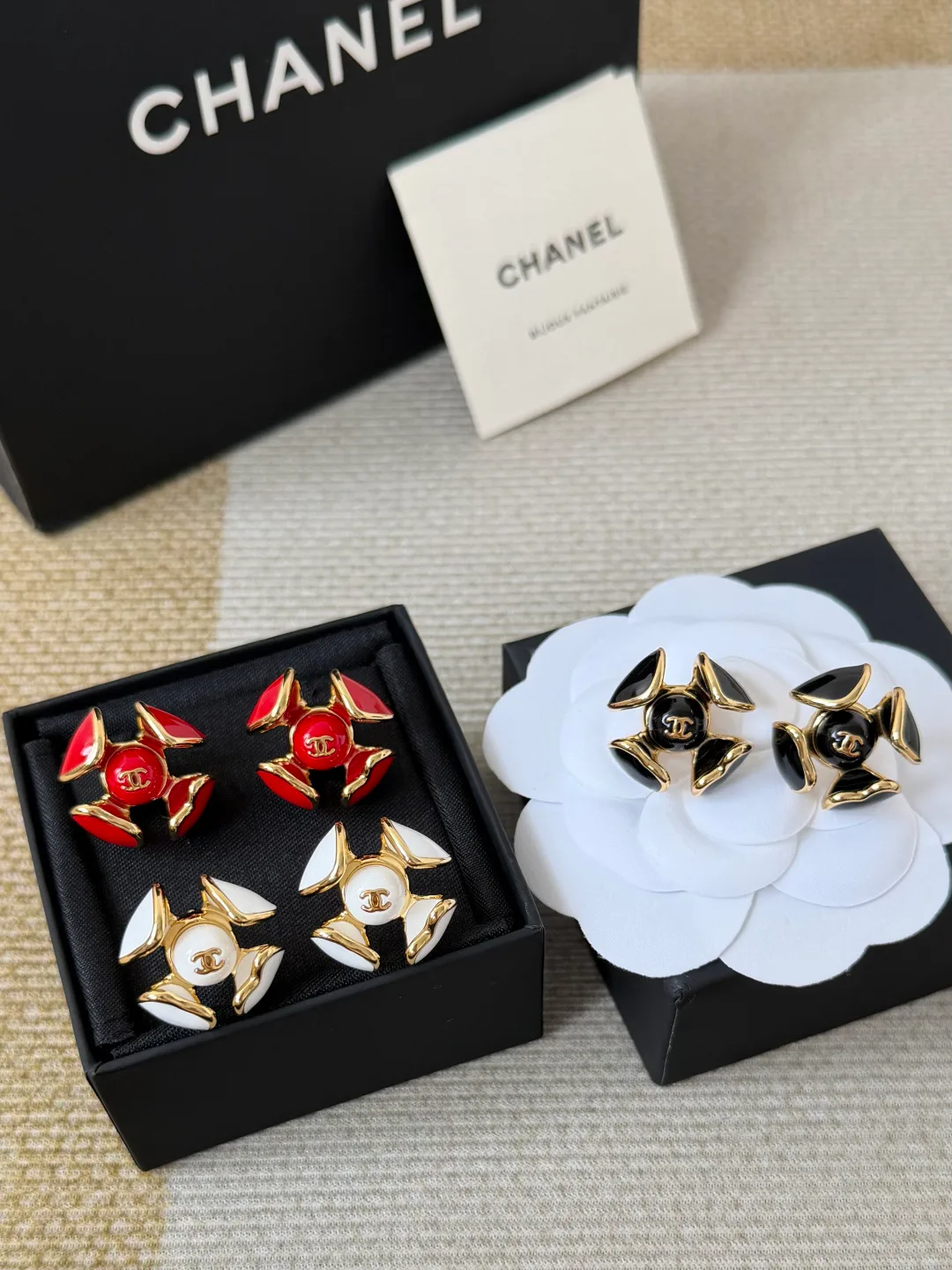 Бижутерия Chanel 18186312