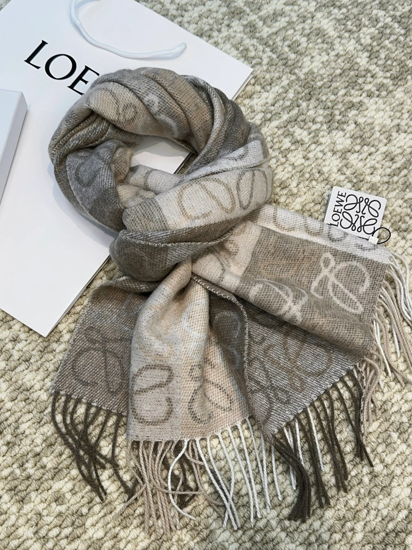 Шарфы Loewe 702871