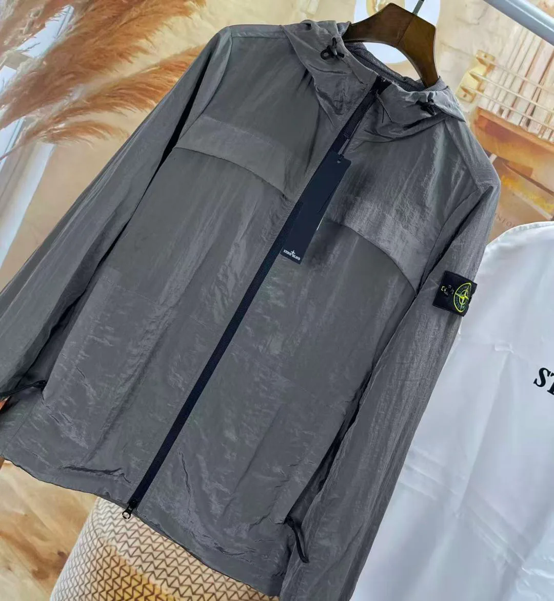 Куртки И Пуховики Женские Stone Island 12961266