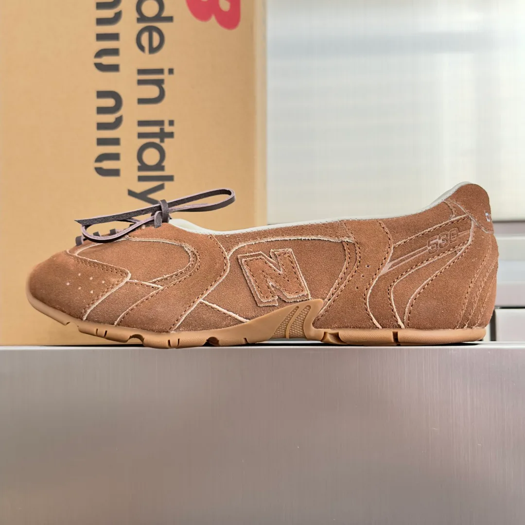 Кроссовки Женские Miu Miu 17950431