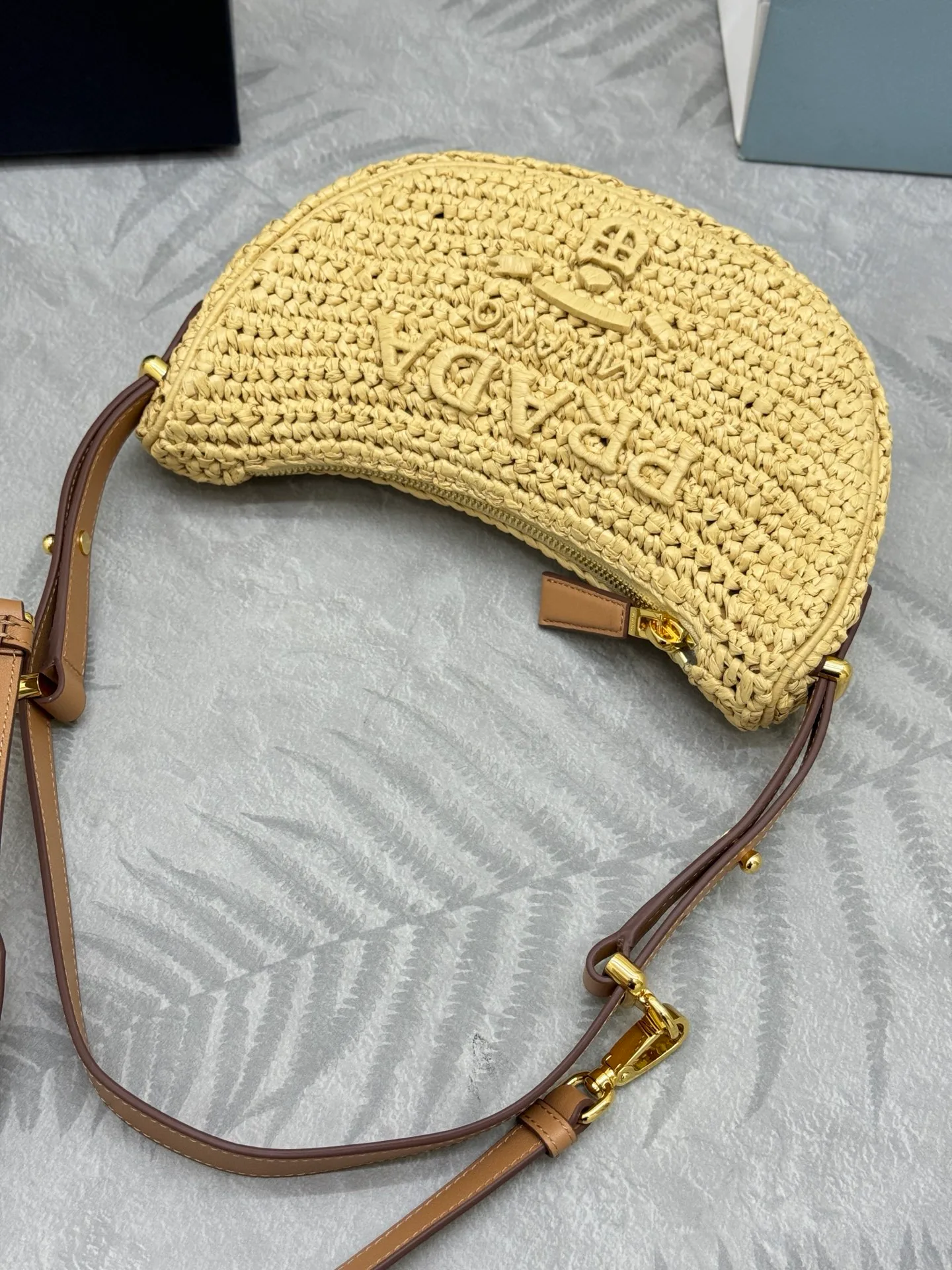 Сумки На Ремне Женские Bottega Veneta 14315354