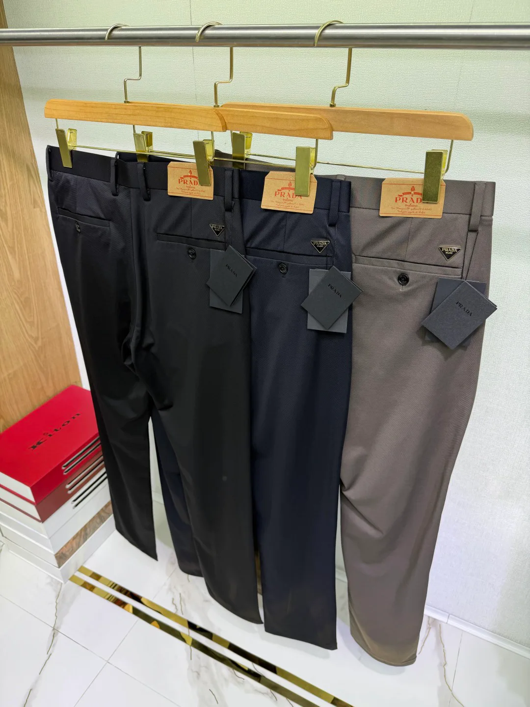 Брюки Мужские Prada 10629490