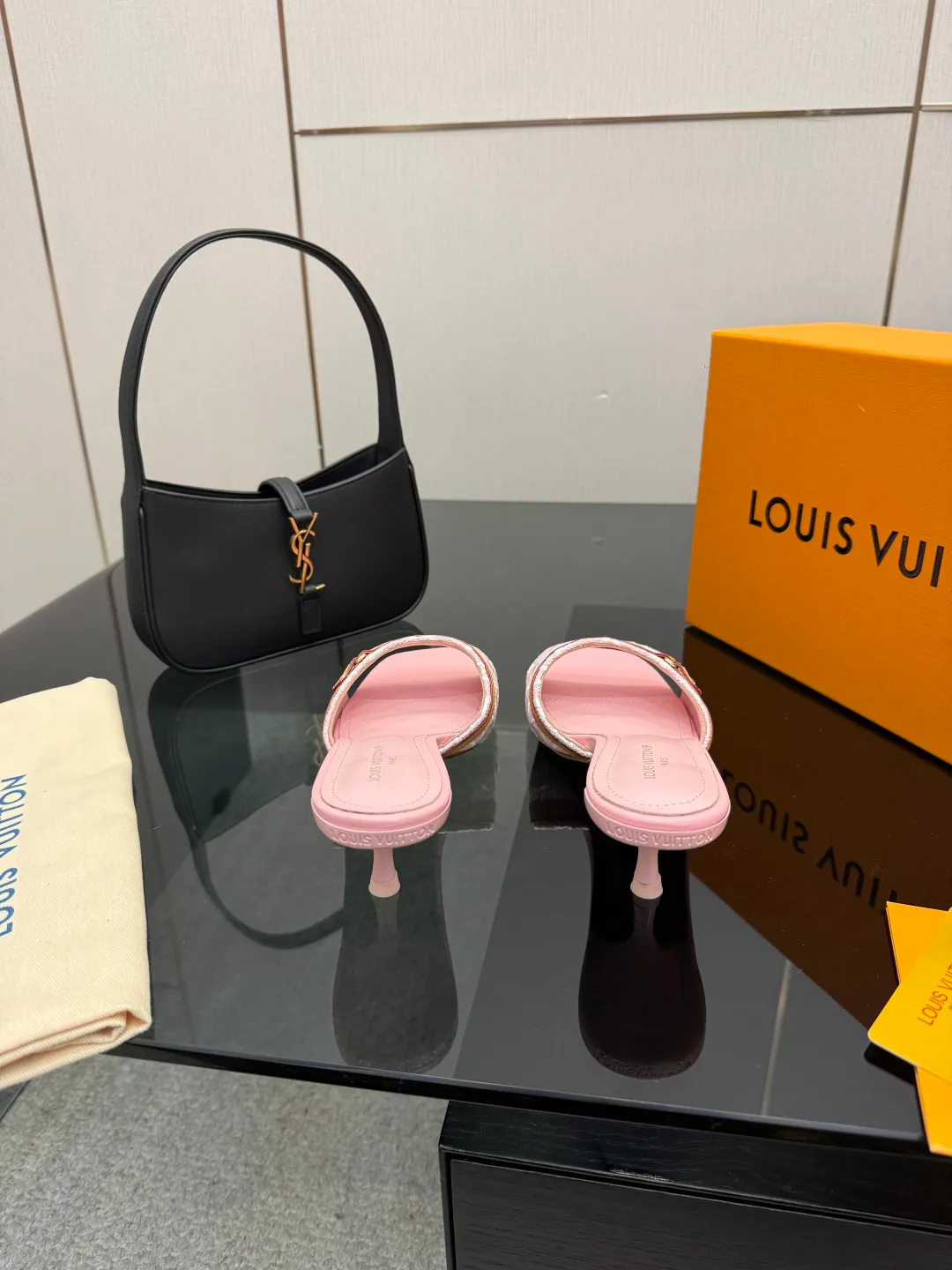 Босоножки Женские Louis Vuitton 1874543