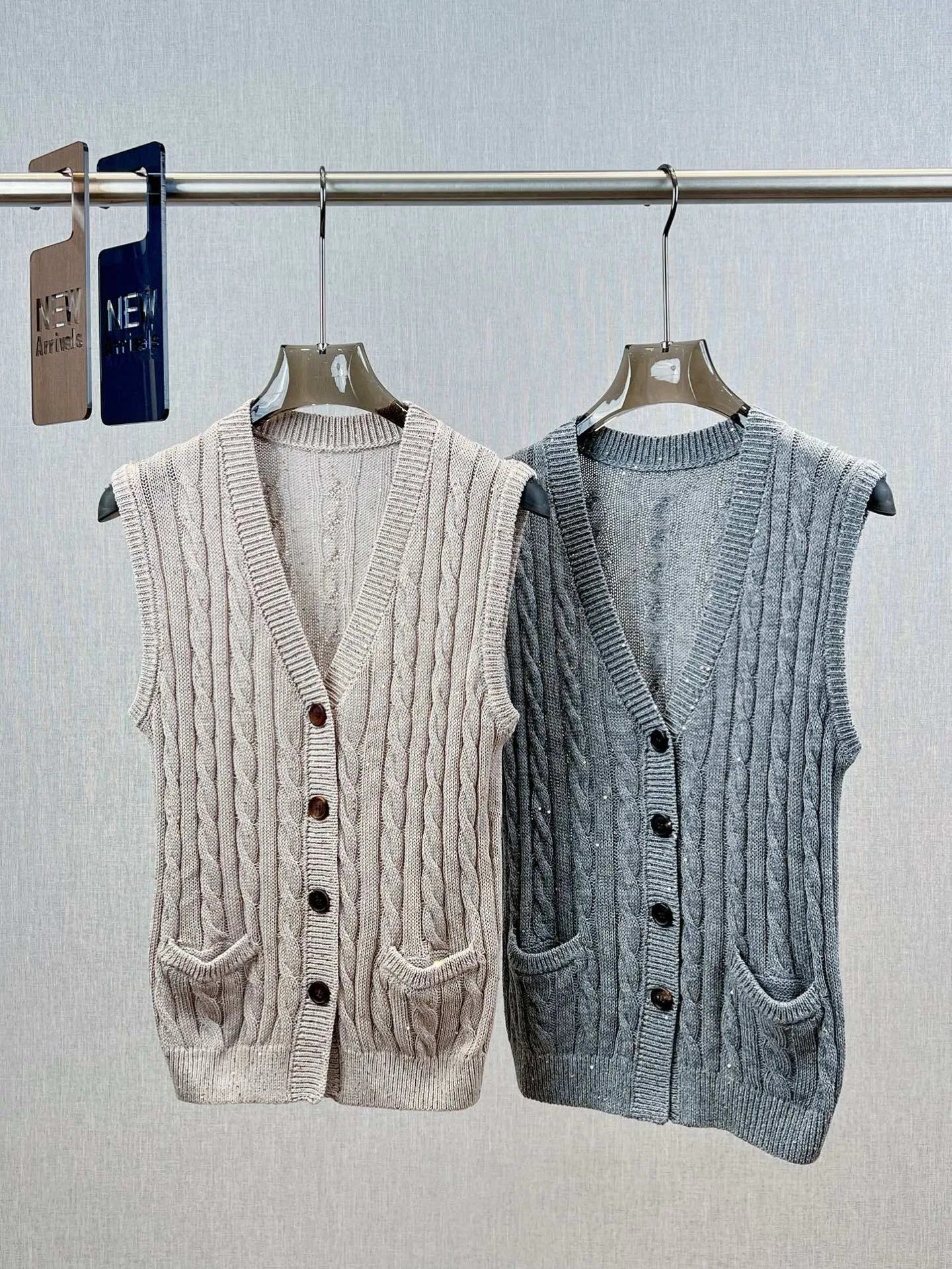 Жилеты Женские Brunello Cucinelli 11333379