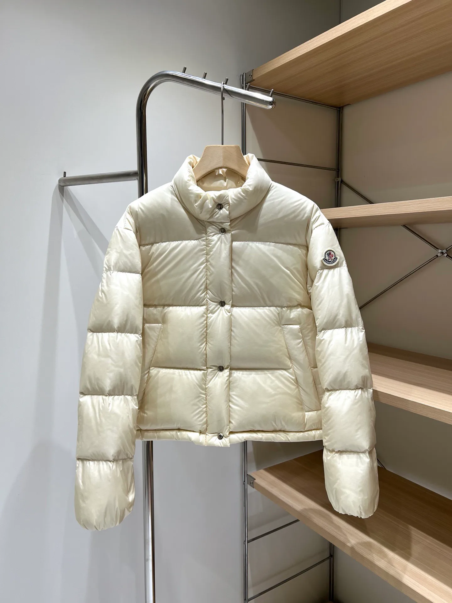 Куртки И Пуховики Женские Moncler 18761117