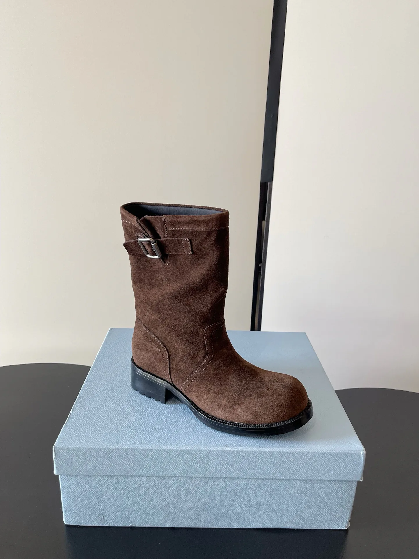 Ботинки Женские Prada 18333957