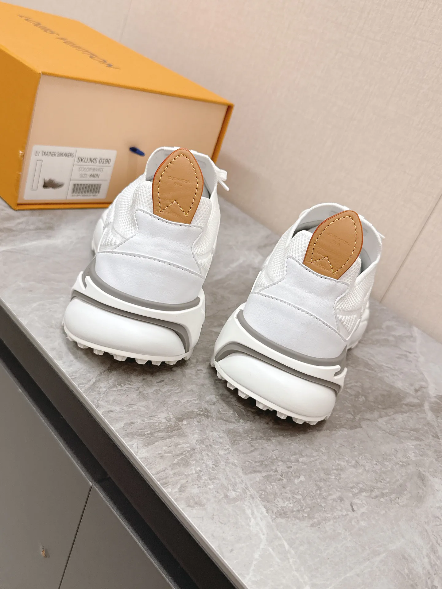 Кроссовки Мужские Louis Vuitton 137362