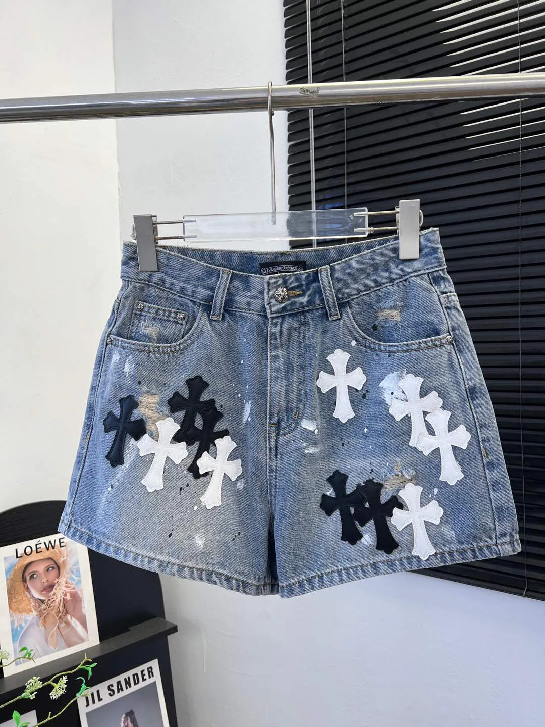 Шорты Женские Chrome Hearts 10956331