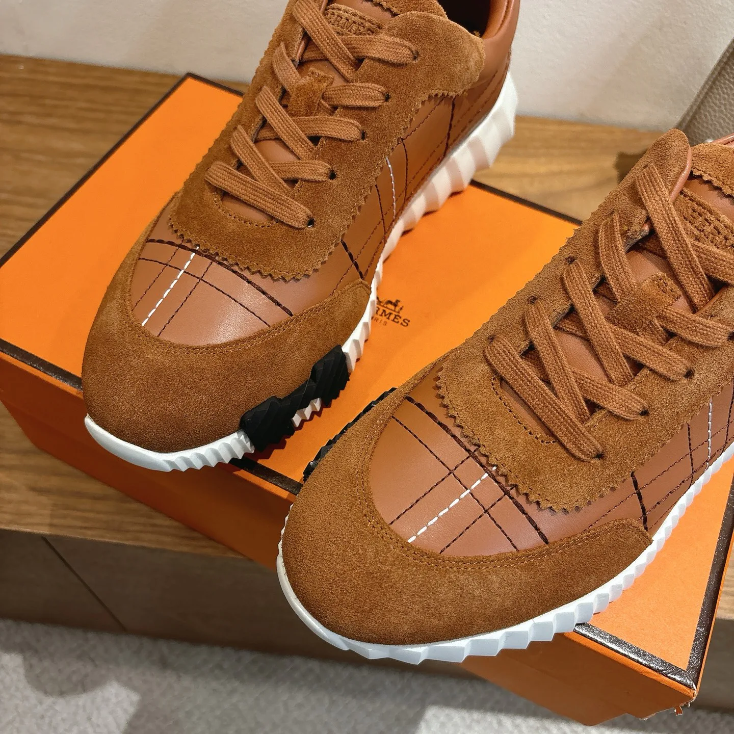 Кроссовки Женские Hermes 10031856