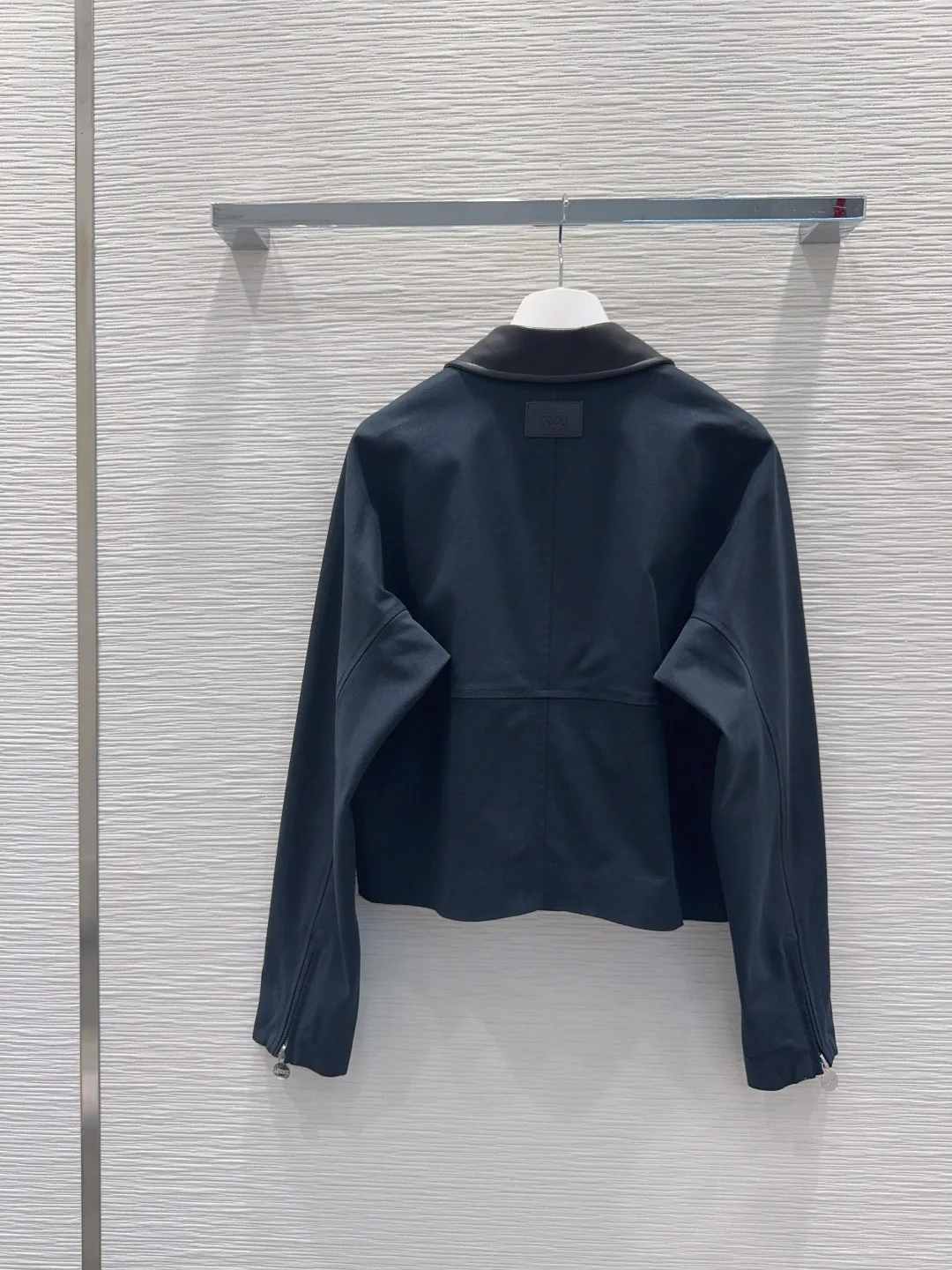 Куртки И Пуховики Женские Loewe 18689843