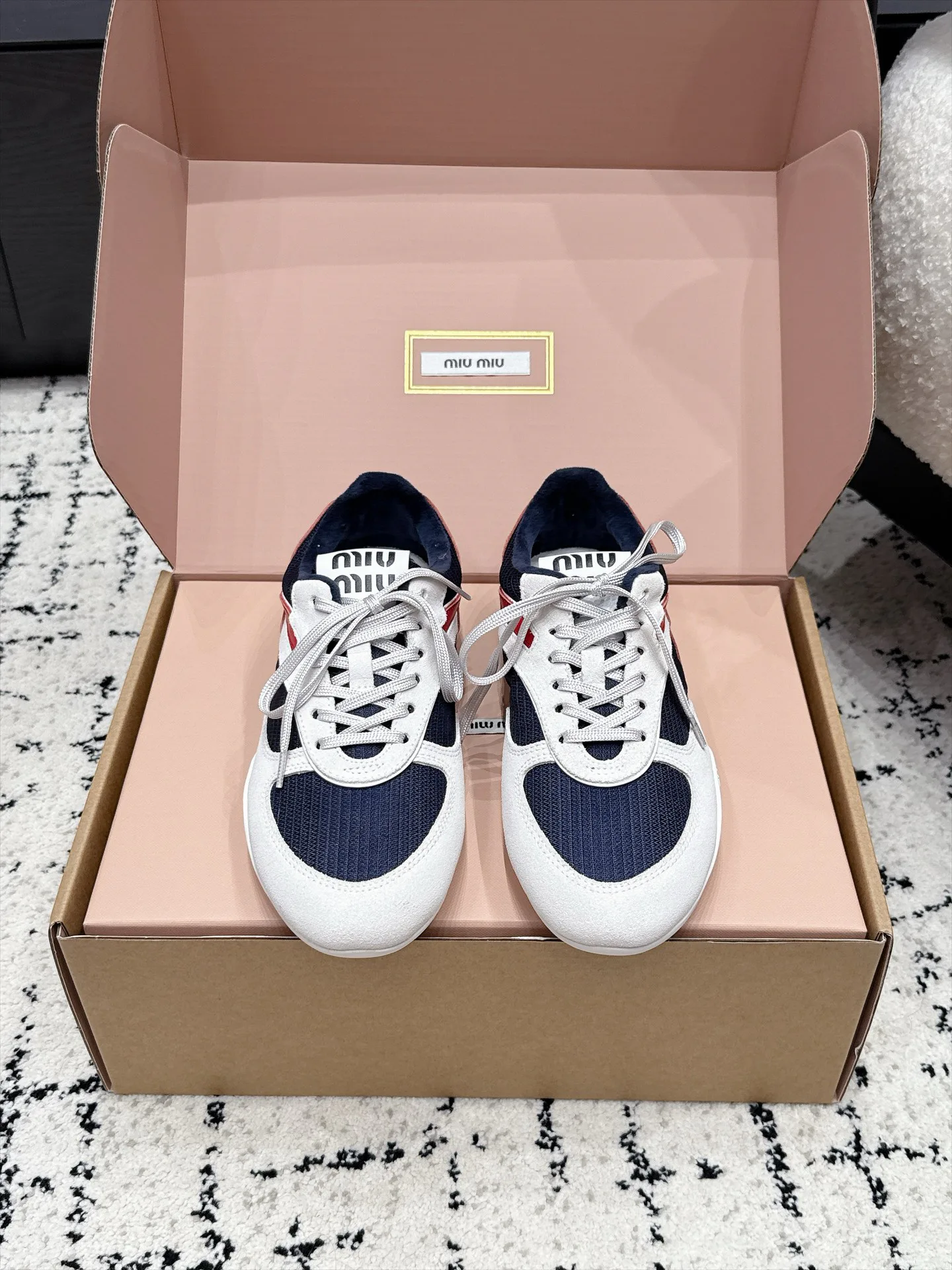 Кроссовки Женские Miu Miu 18133265