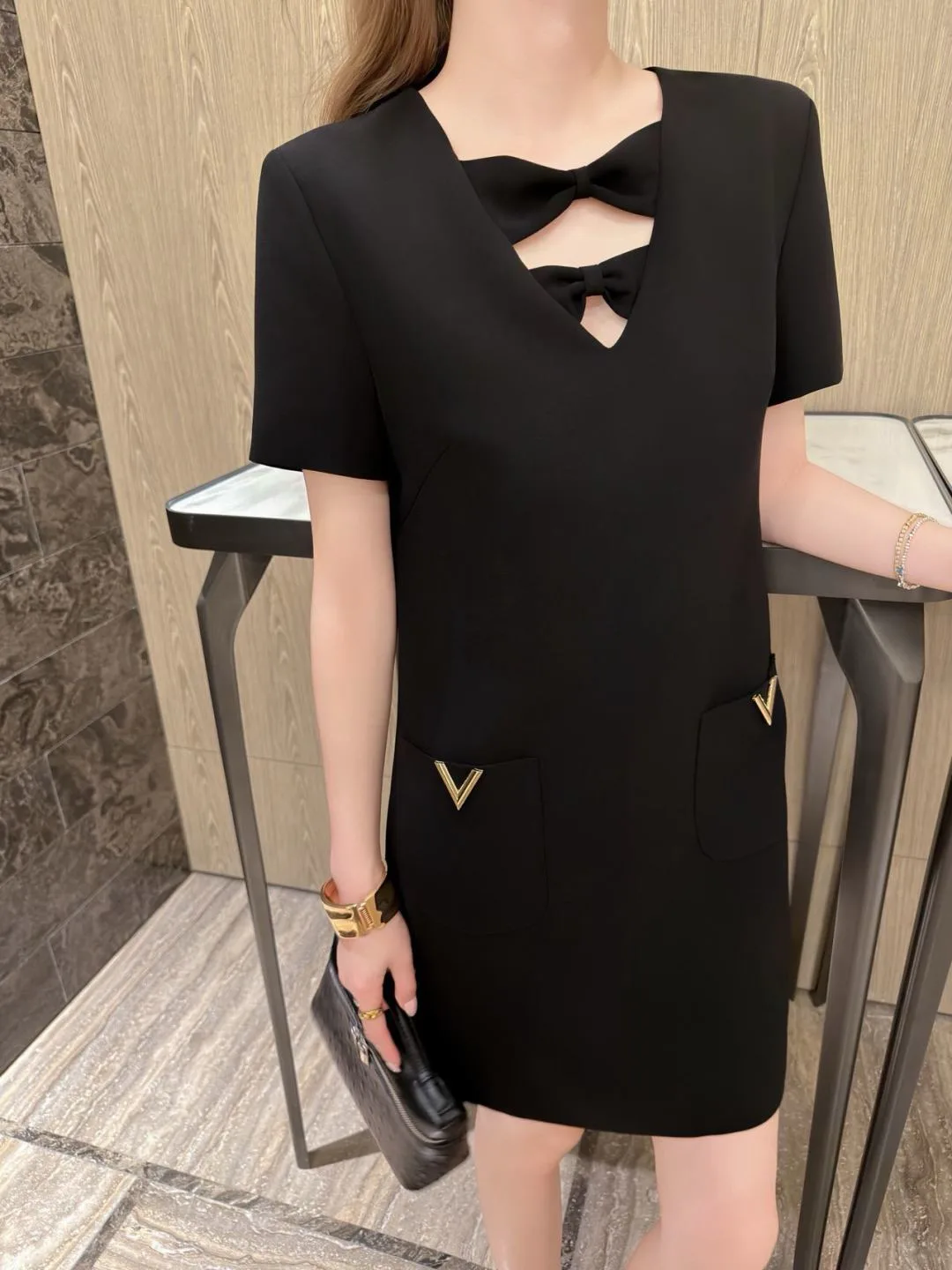 Платья Женские Vetements 13232023