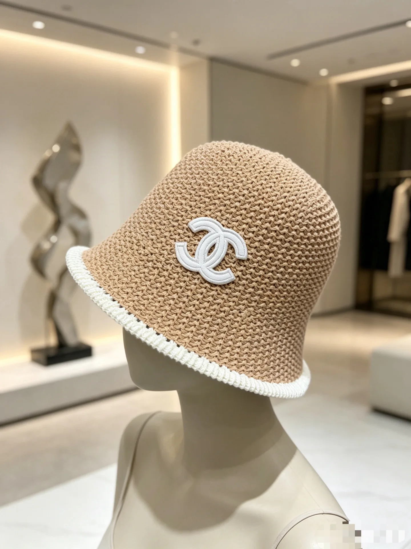 Головные Уборы Chanel 17810491