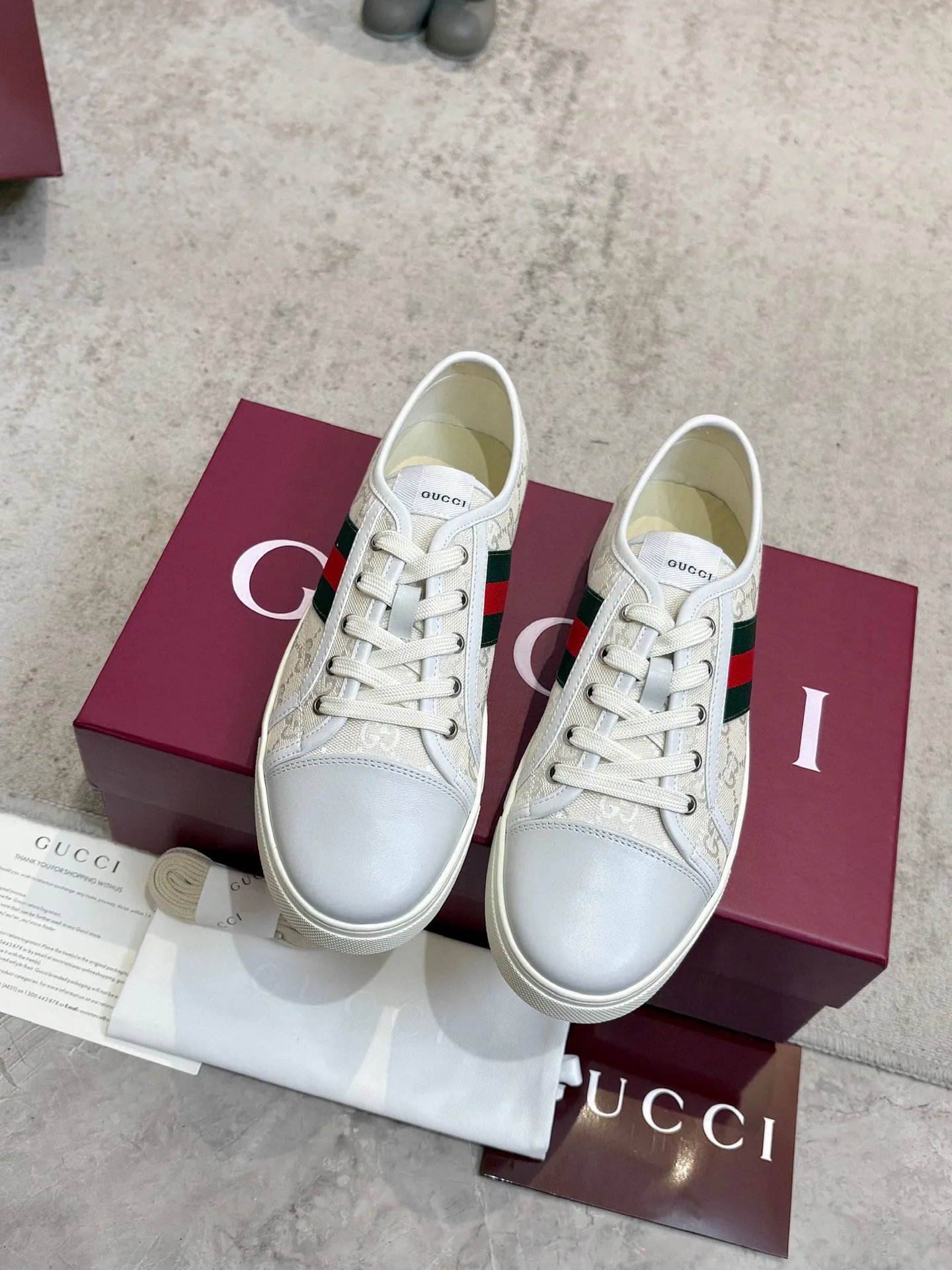 Кроссовки Женские Gucci 18901606