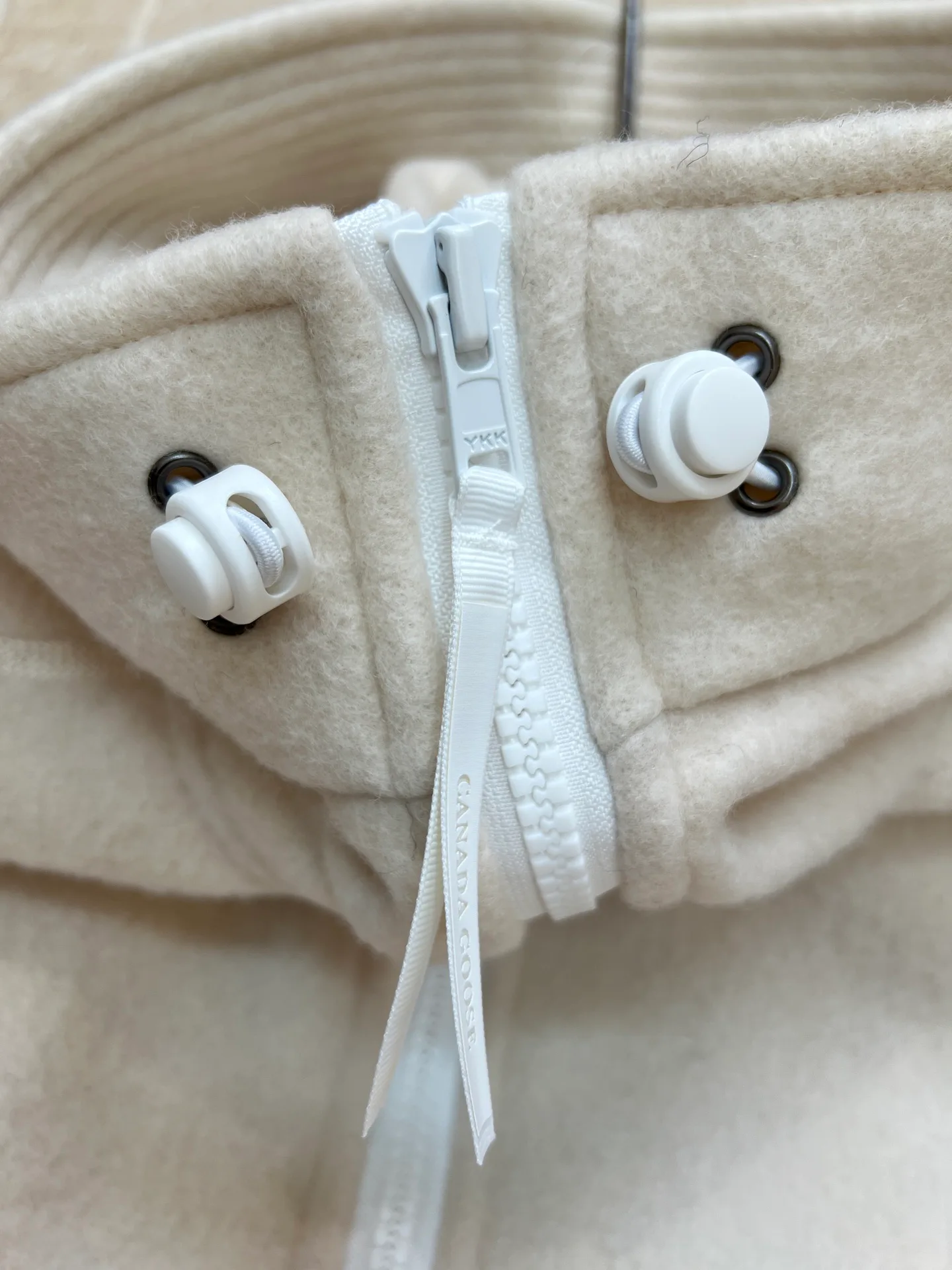 Куртки И Пуховики Женские Canada Goose 17923102
