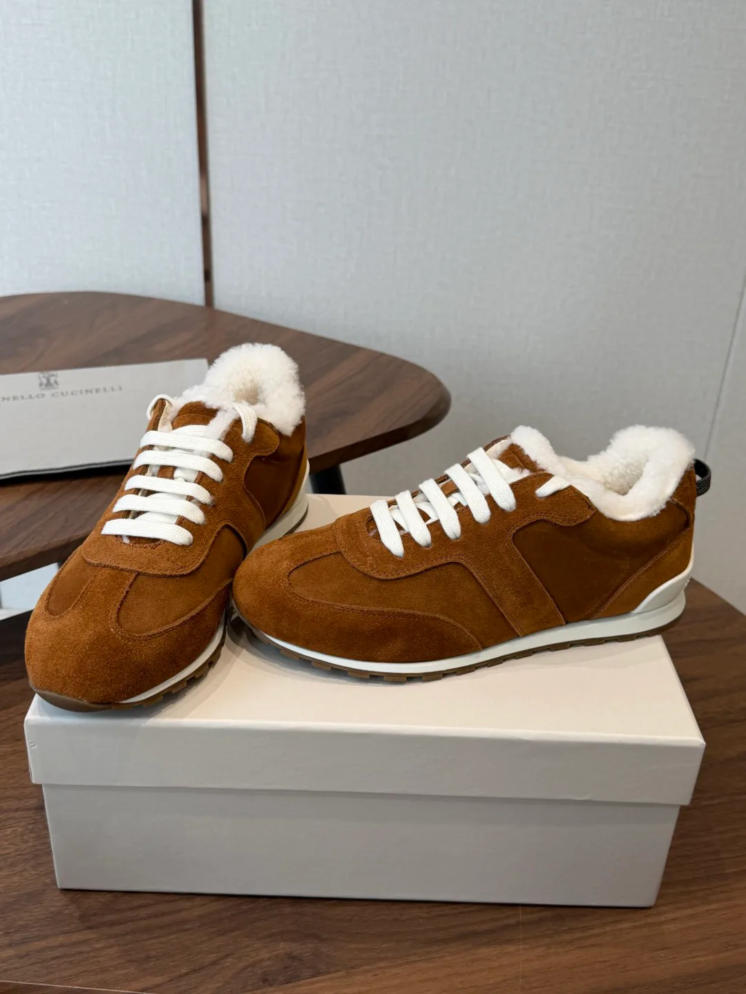 Кроссовки Женские Brunello Cucinelli 18142832