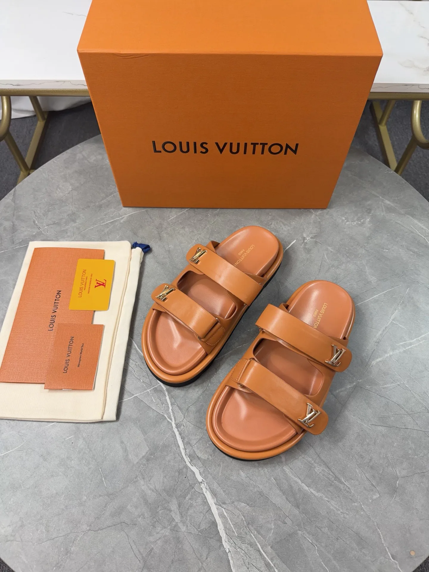 Сандалии Женские Louis Vuitton 12156546