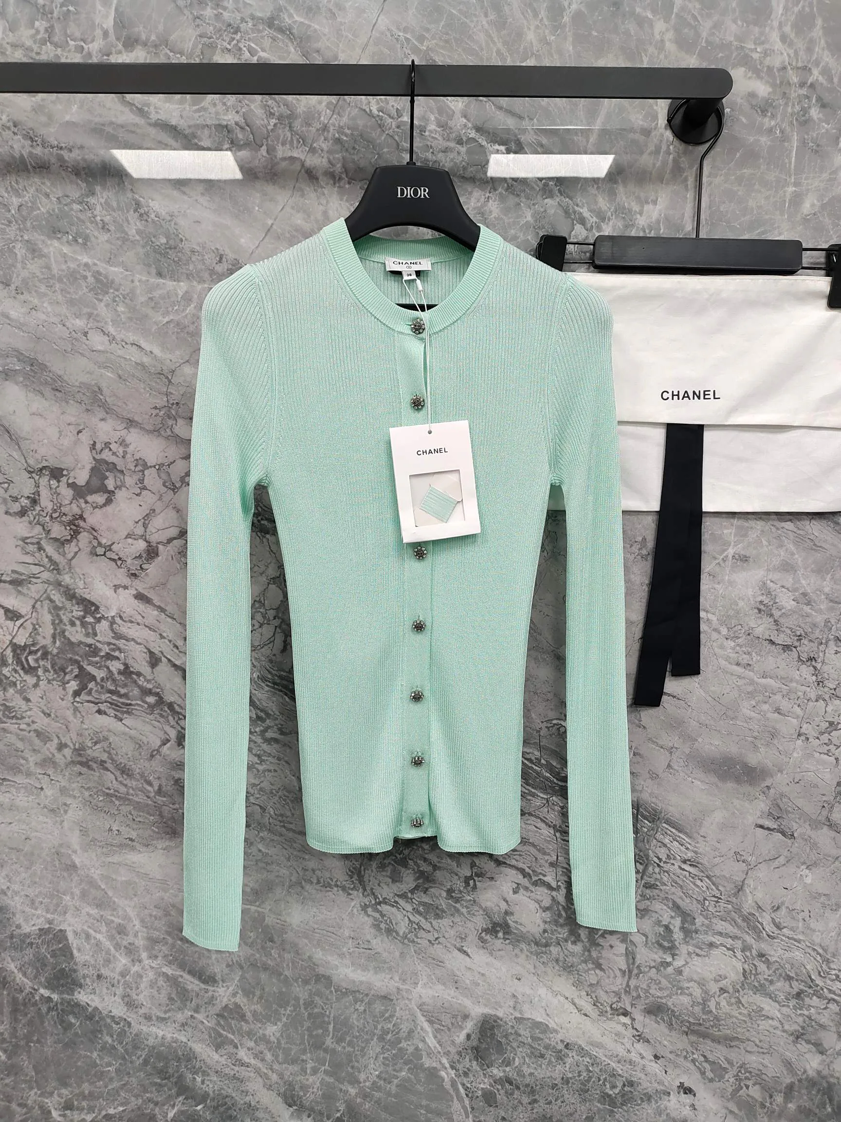 Джемперы И Свитеры Женские Chanel 16935529