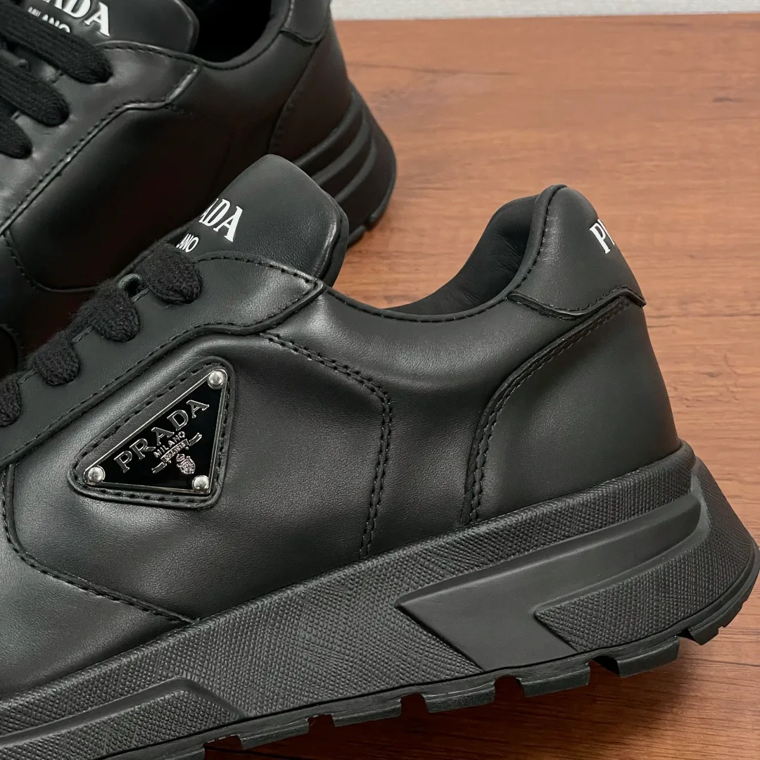 Кроссовки Мужские Prada 546490