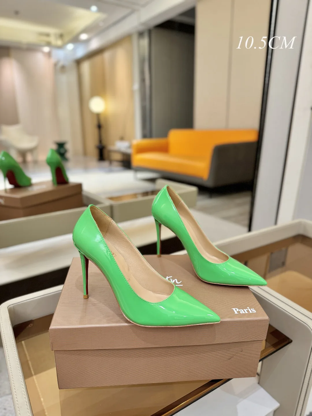 Туфли Женские Christian Louboutin 11079841
