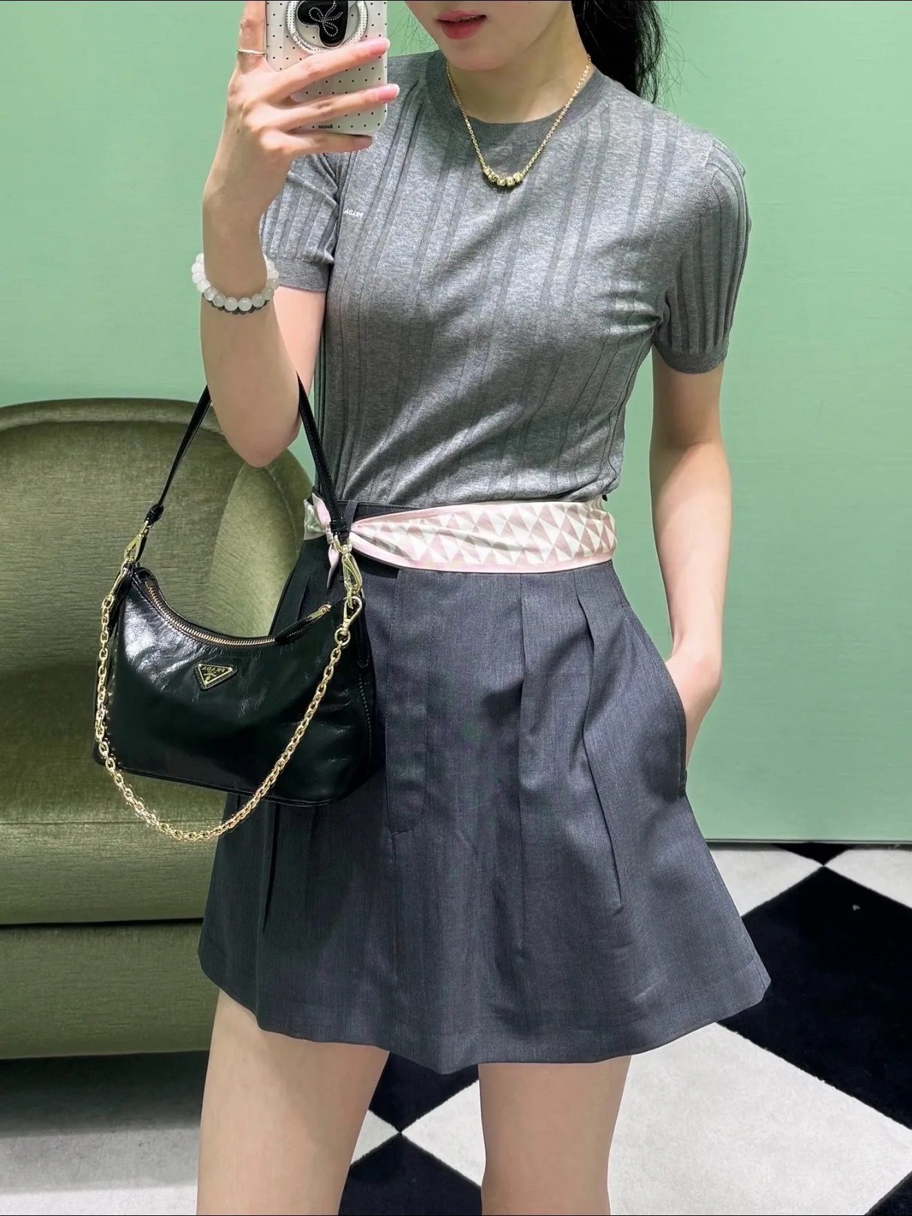 Футболки Женские Prada 18019073