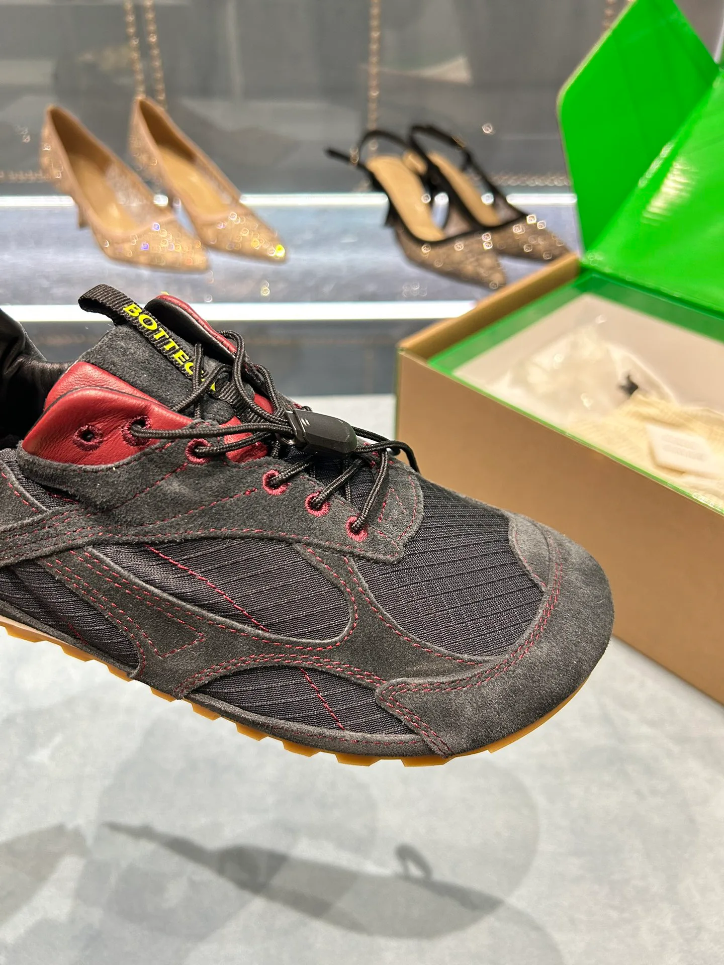 Кроссовки Женские Bottega Veneta 2383441