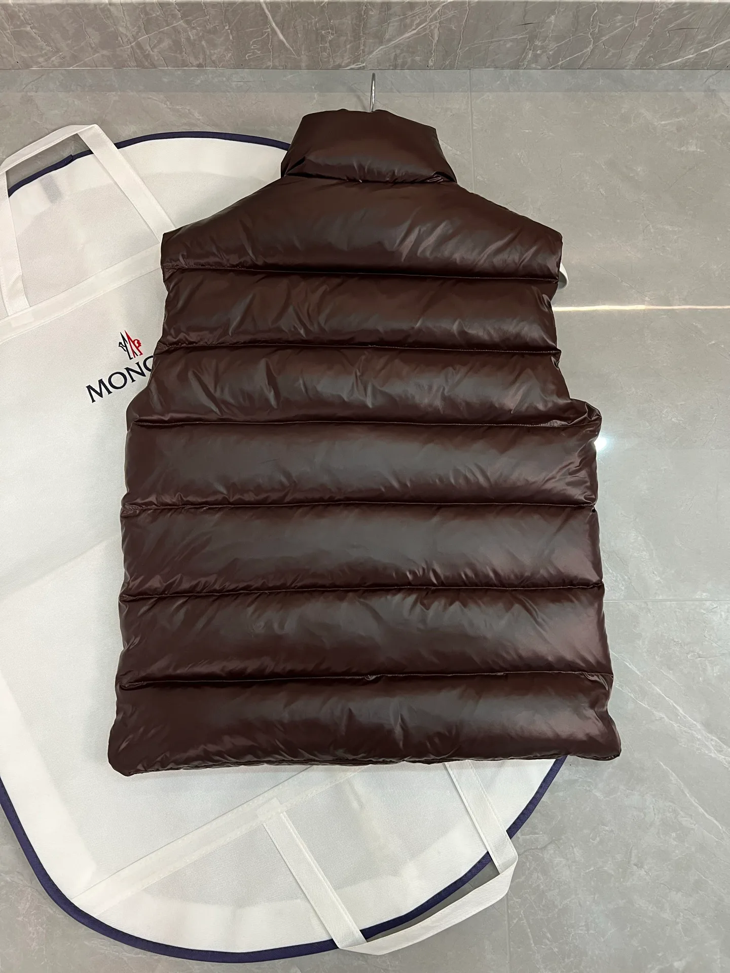 Жилеты Женские Moncler 1845740