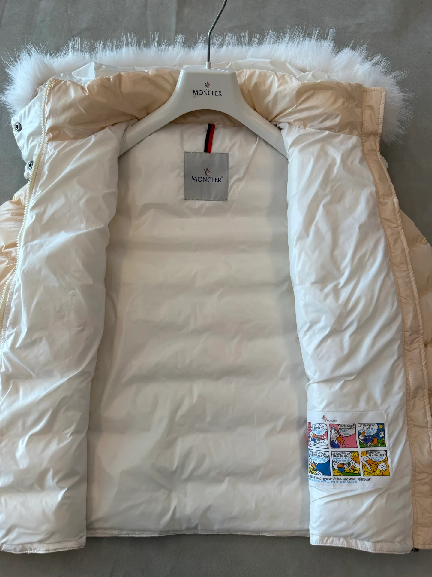 Куртки И Пуховики Женские Moncler 18829691