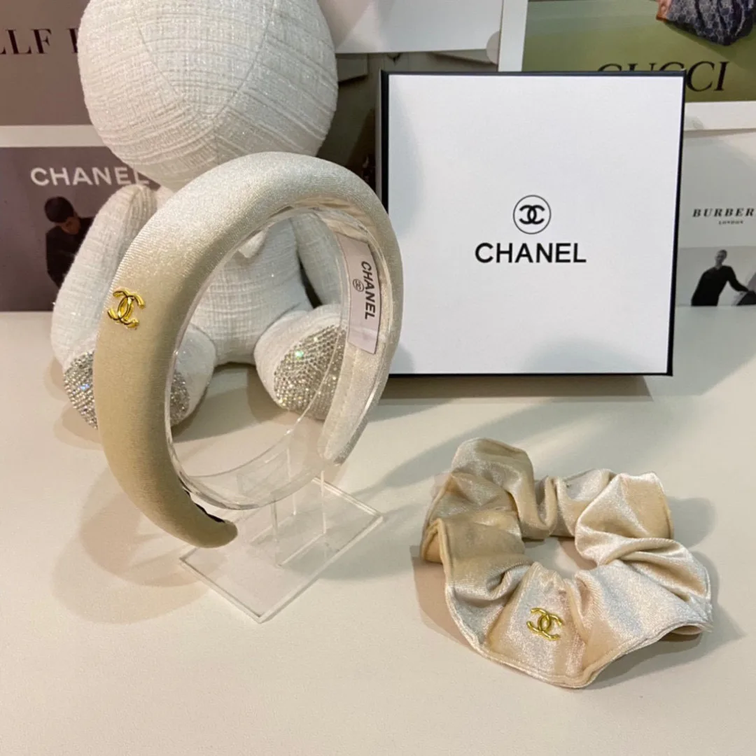 Головные Уборы Chanel 11469196