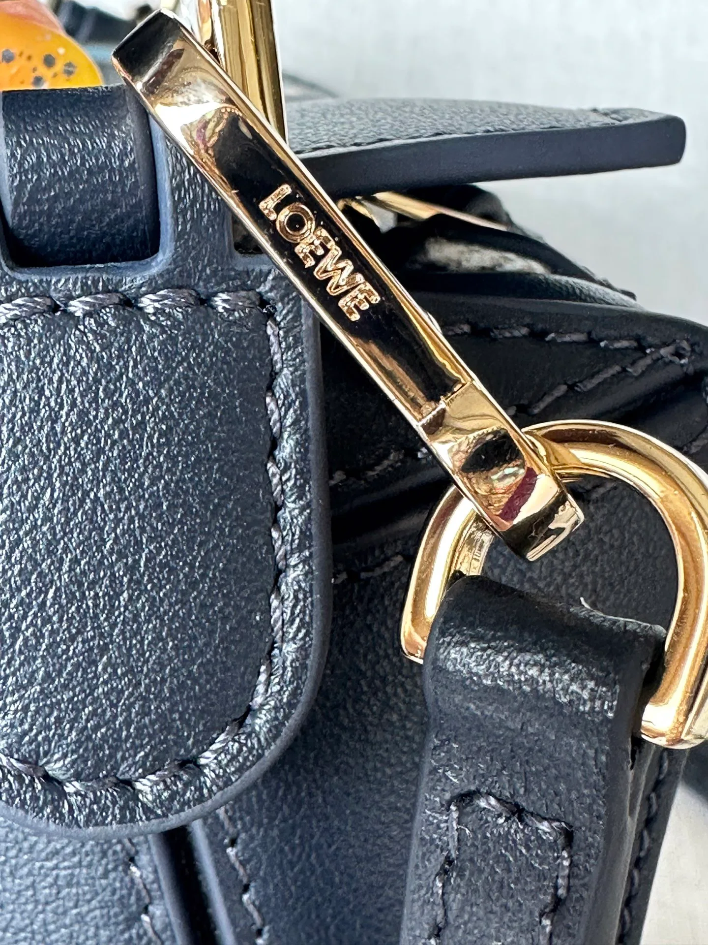 Классические Сумки Женские Loewe 11699879