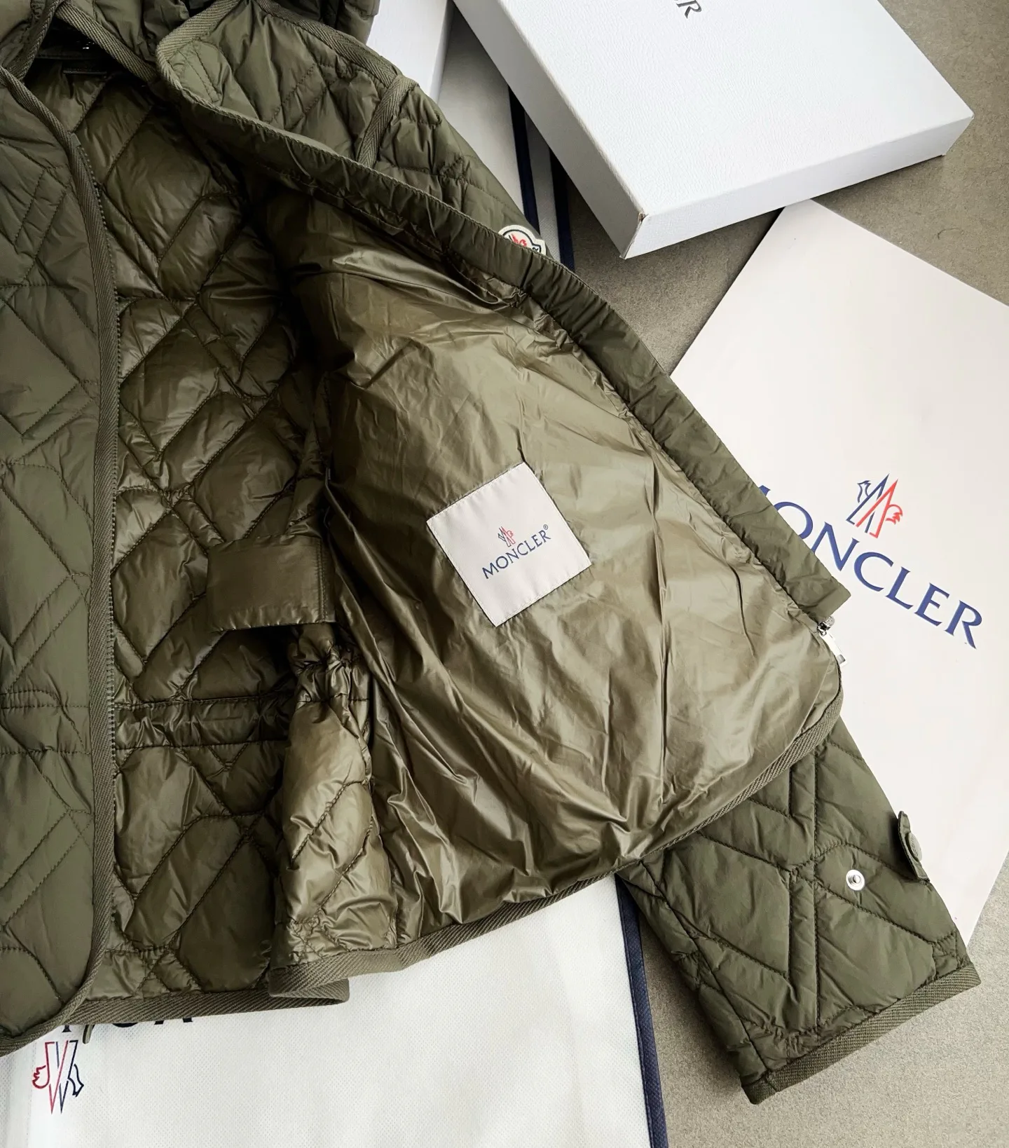 Куртки И Пуховики Женские Moncler 19527621