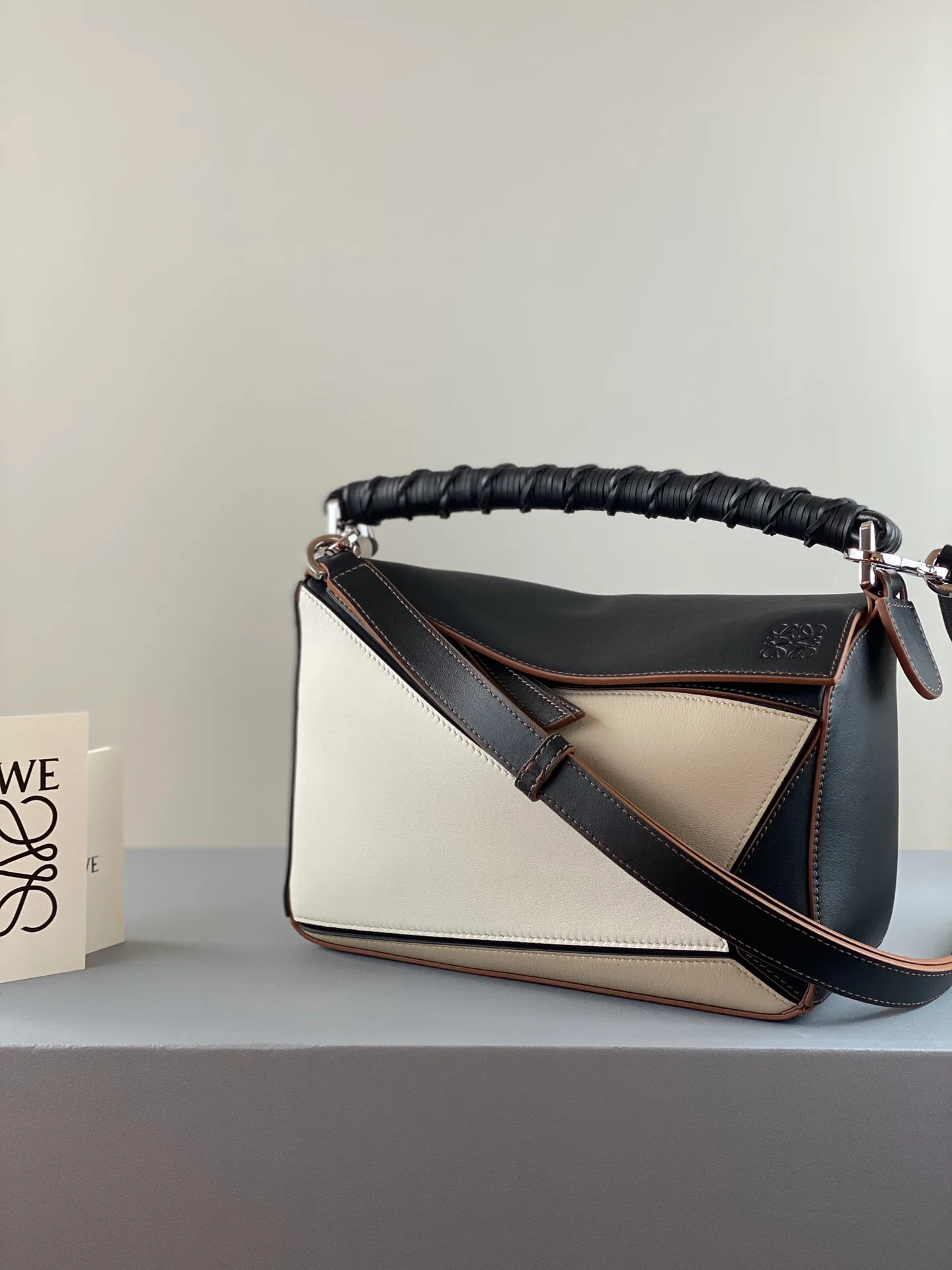 Классические Сумки Женские Loewe 17271518