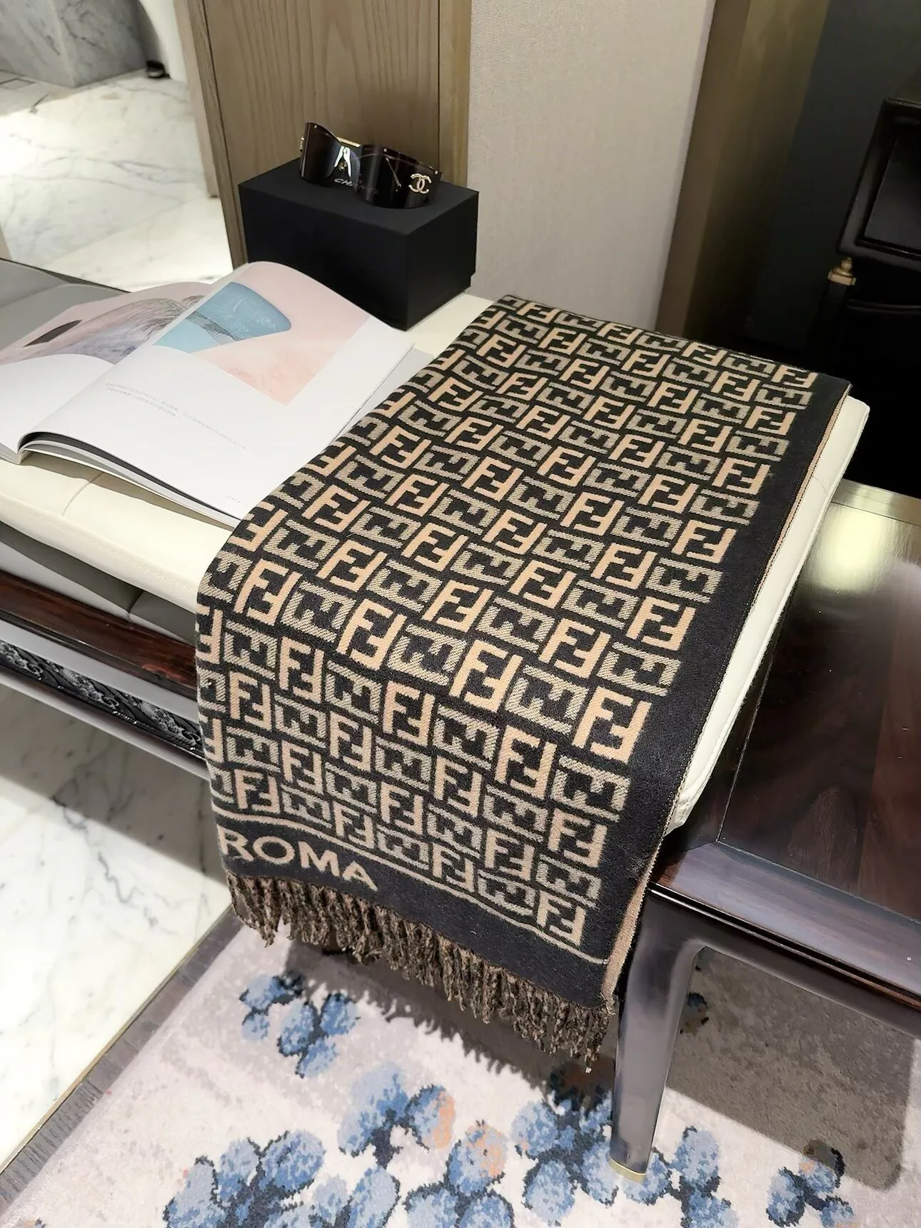 Шарфы Fendi 18003010