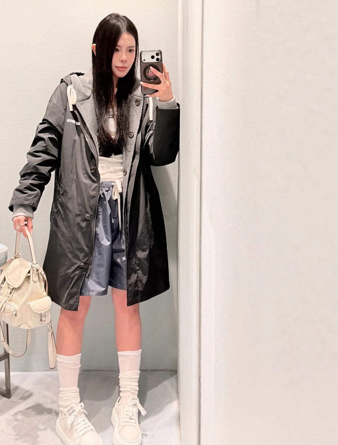 Куртки И Пуховики Женские Miu Miu 17959966