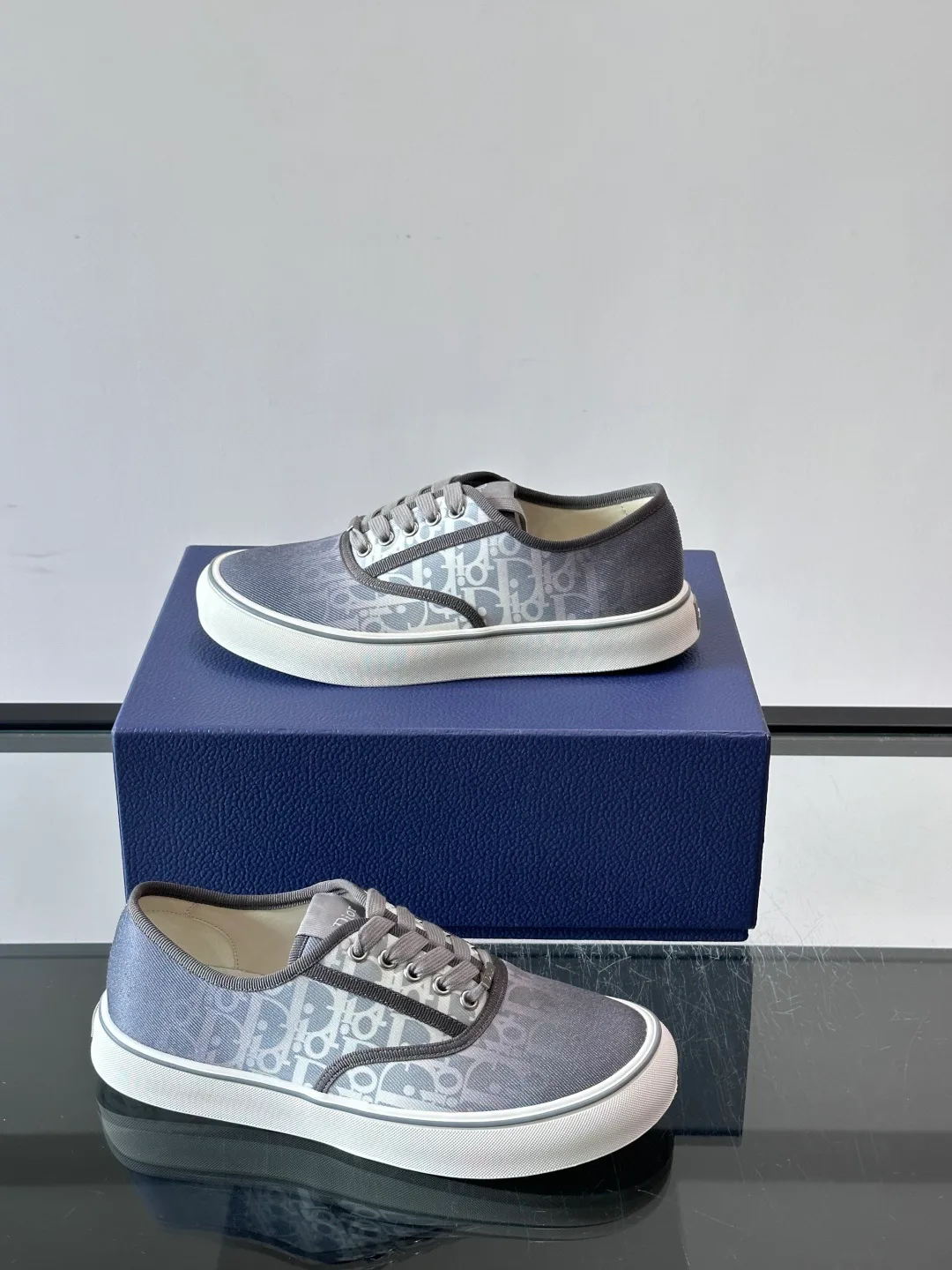 Кроссовки Мужские Christian Dior 17649812