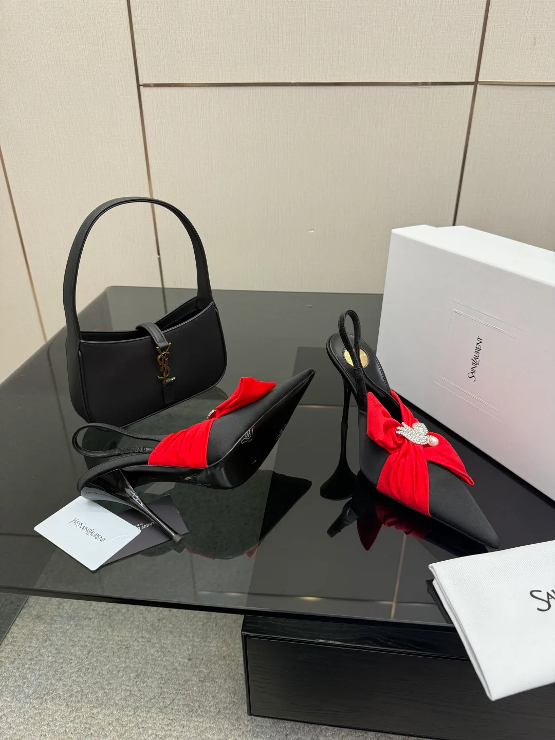 Туфли Женские Saint Laurent 2597137