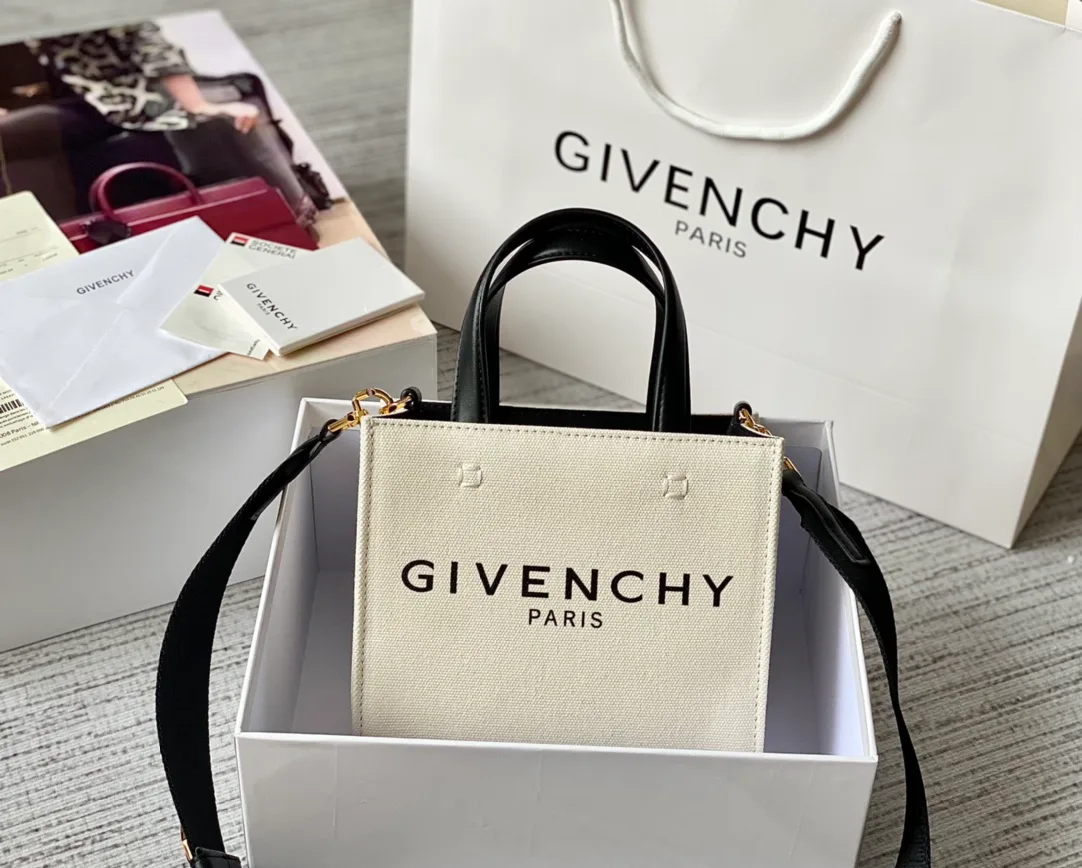 Сумки На Ремне Женские Givenchy 445202