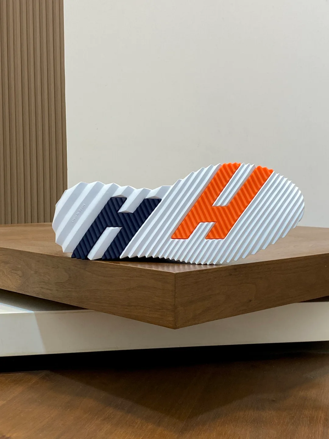Кроссовки Мужские Hermes 18039714