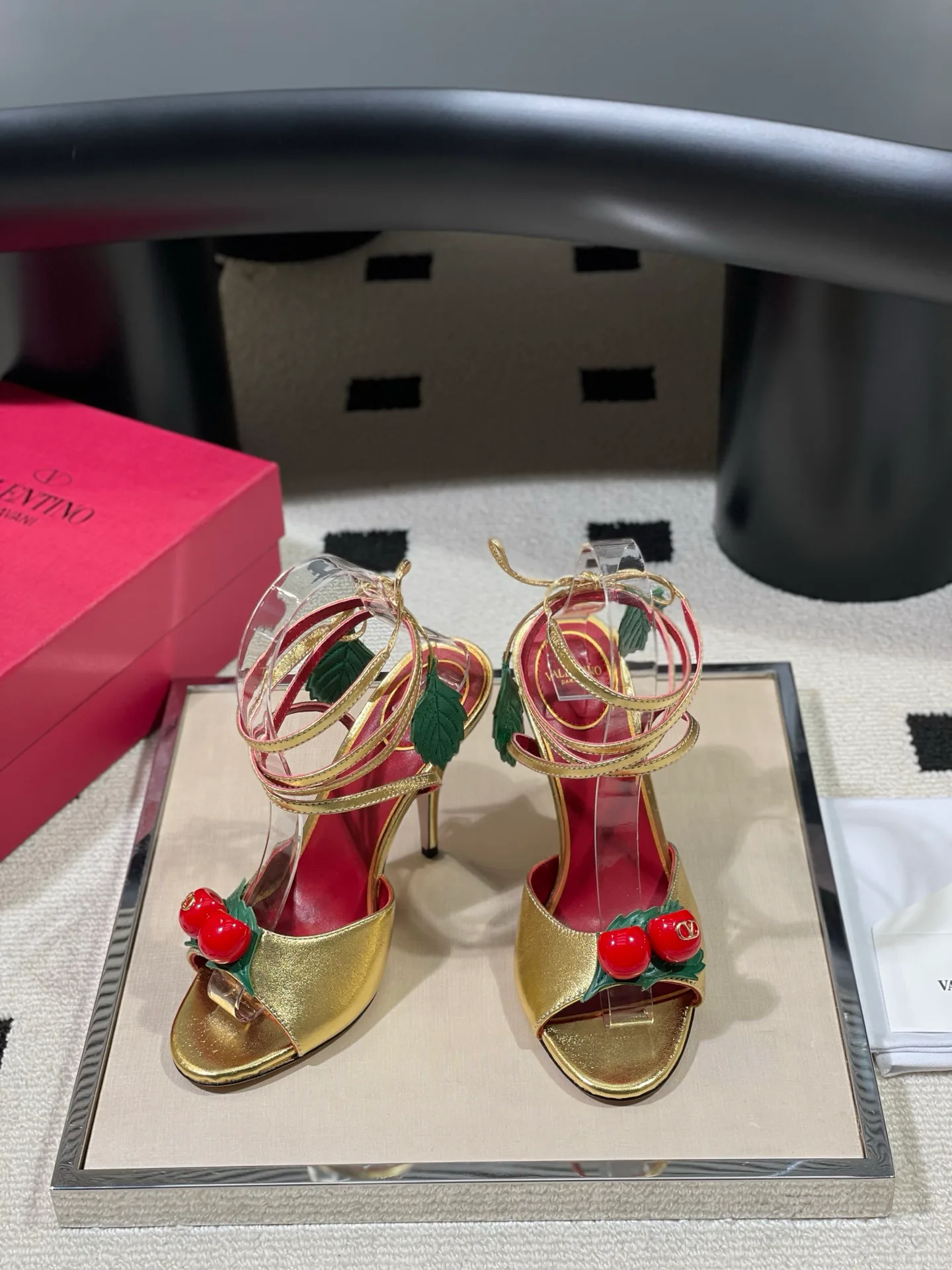 Босоножки Женские Valentino 13189673